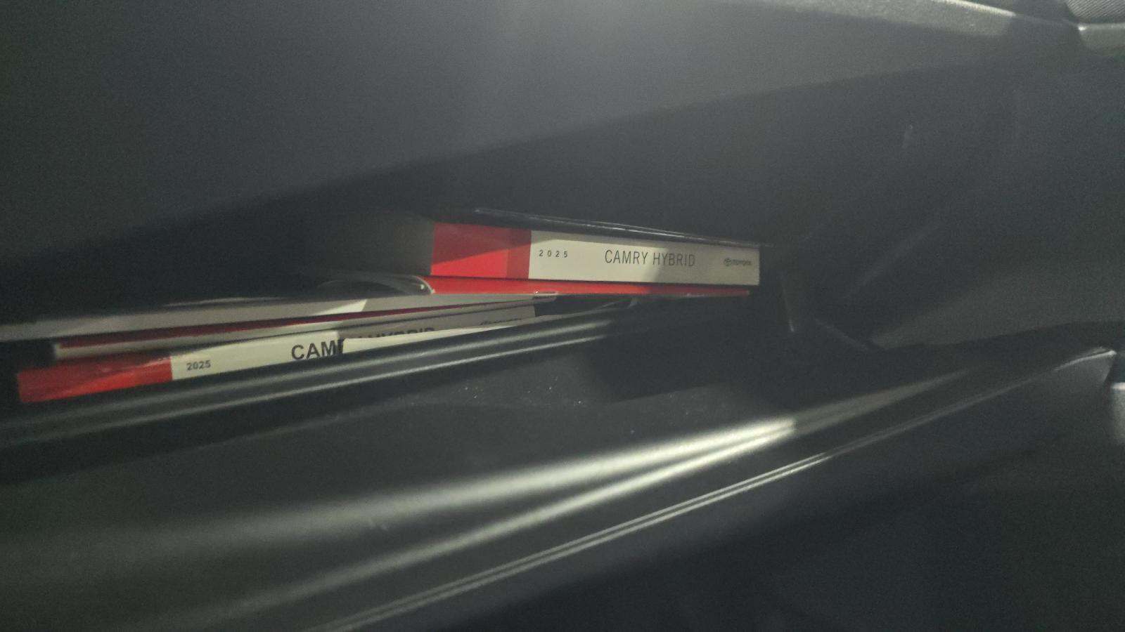 2025 Toyota Camry LE FWD