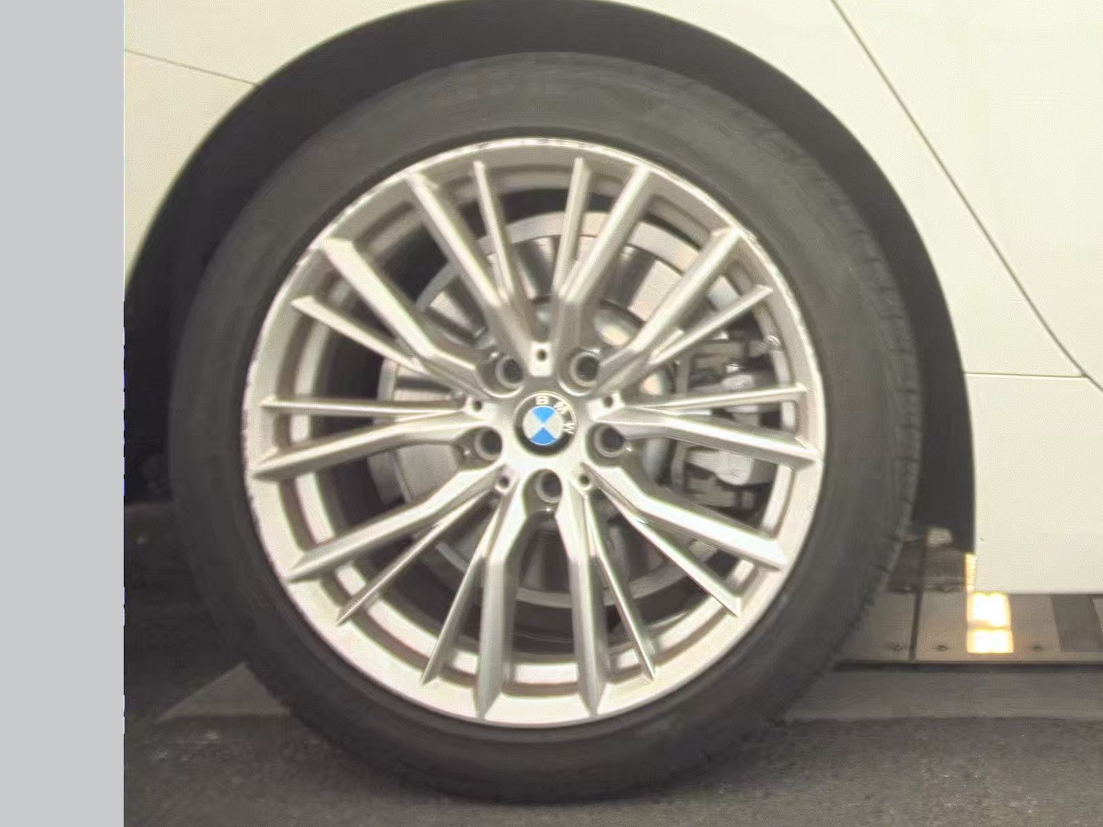 2023 BMW 3 Series 330i RWD