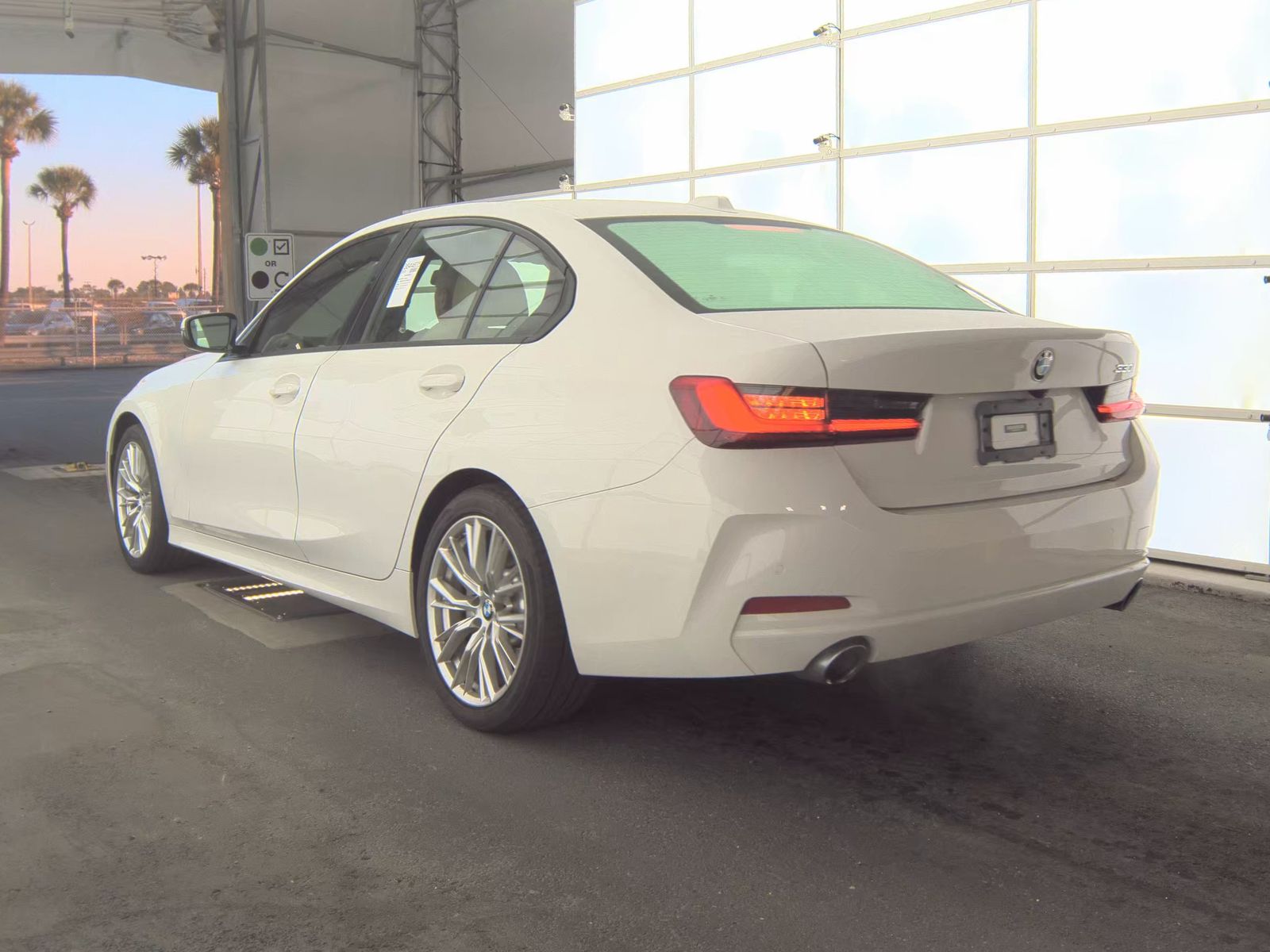2023 BMW 3 Series 330i RWD