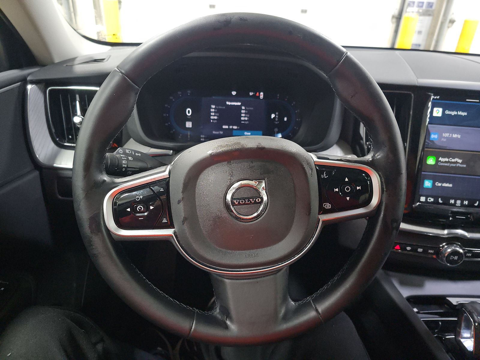 2025 Volvo XC60 B5 Plus AWD