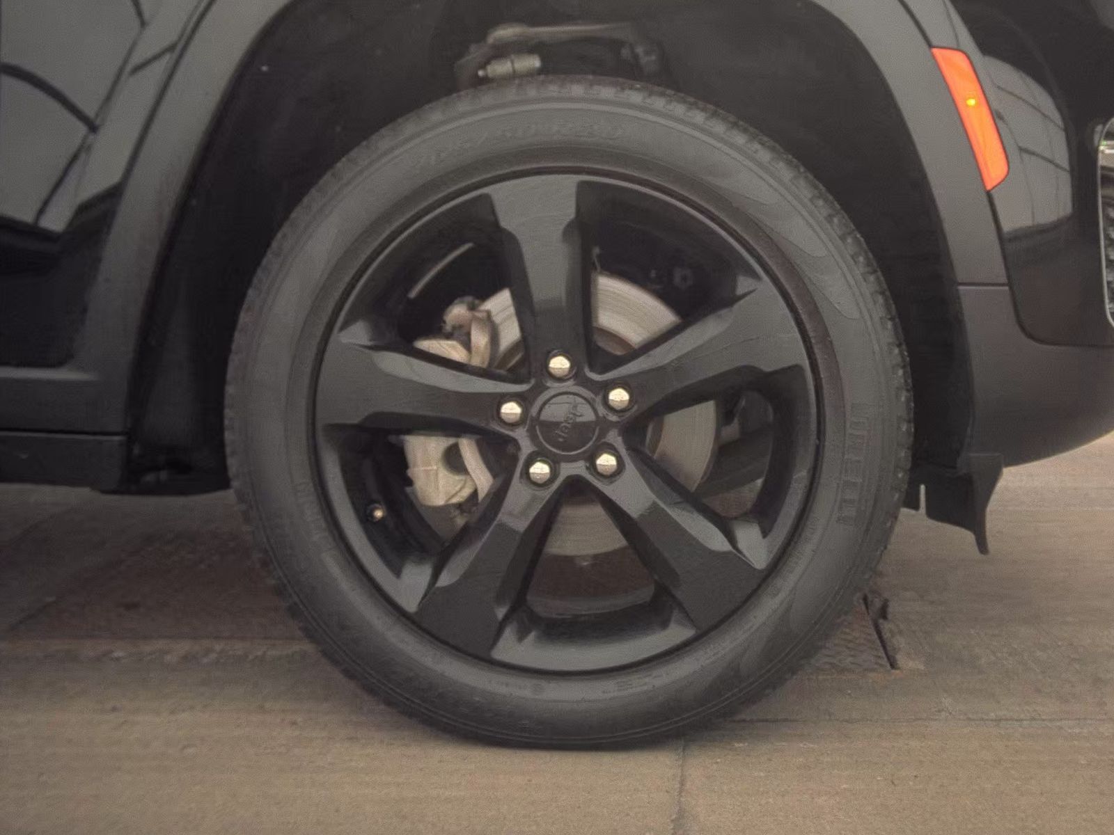 2023 Jeep Grand Cherokee Limited AWD