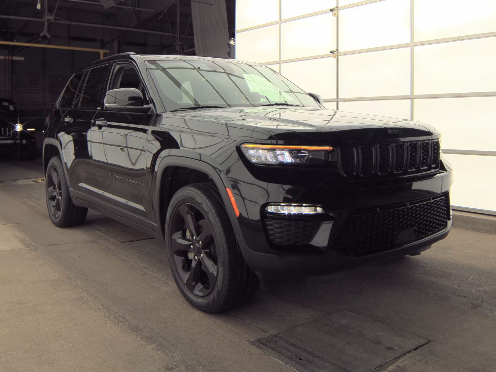 2023 Jeep Grand Cherokee Limited AWD