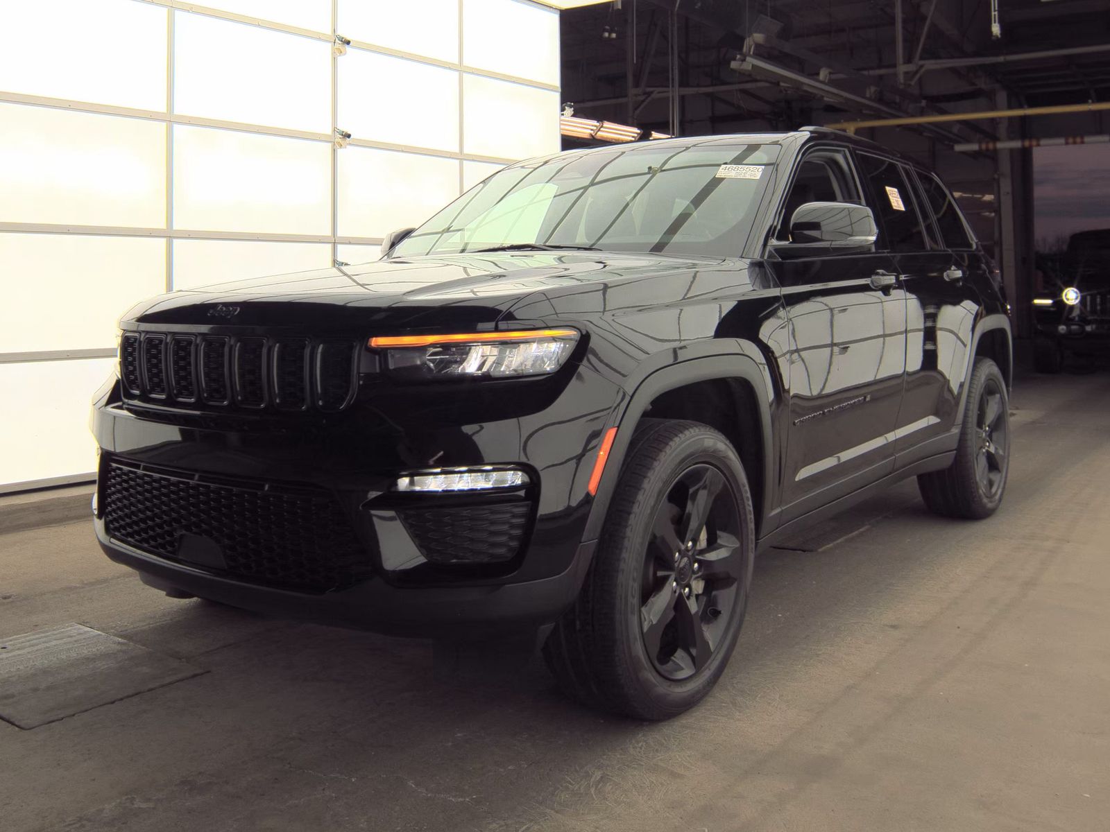 2023 Jeep Grand Cherokee Limited AWD