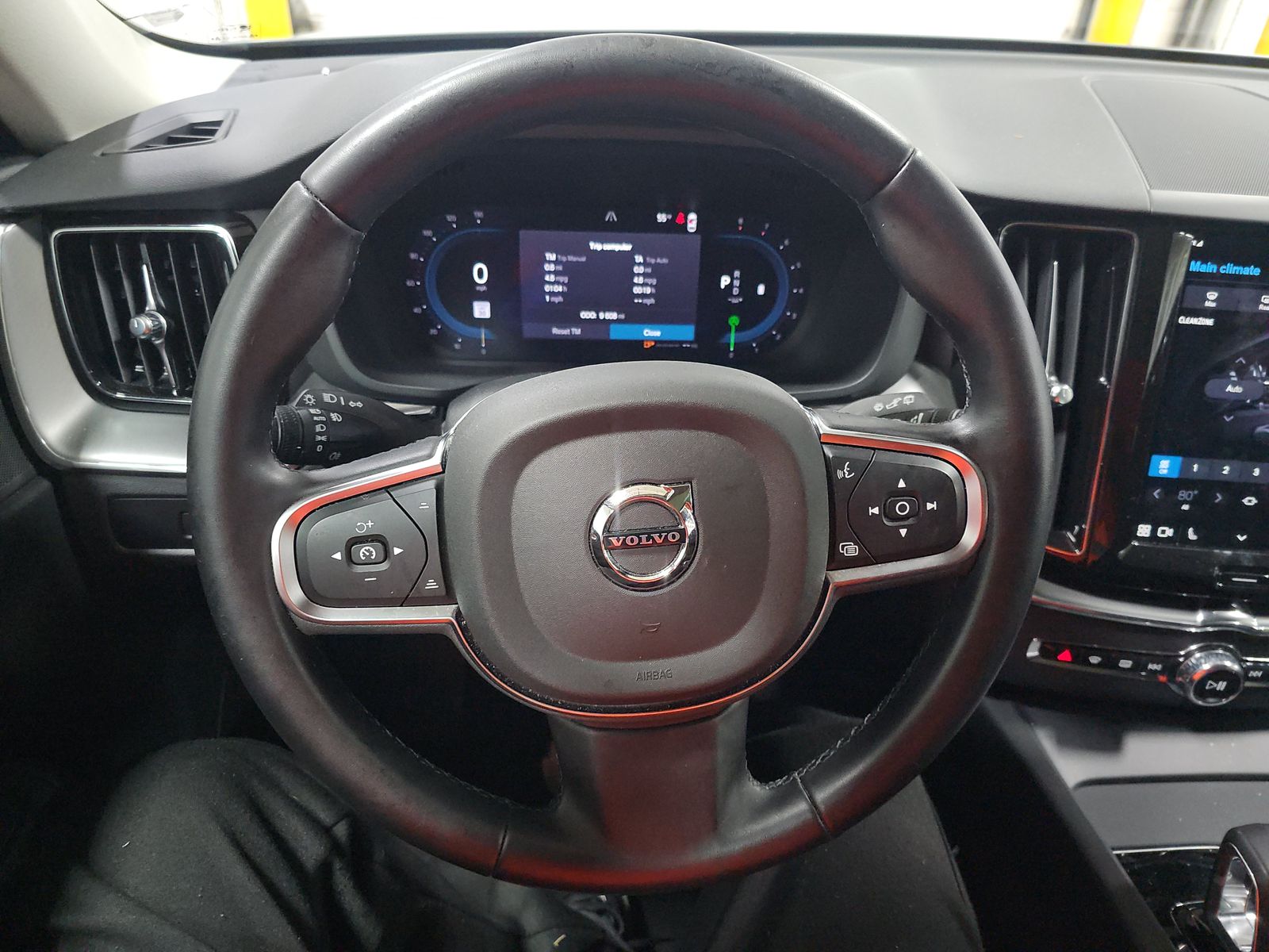 2024 Volvo XC60 B5 Core AWD