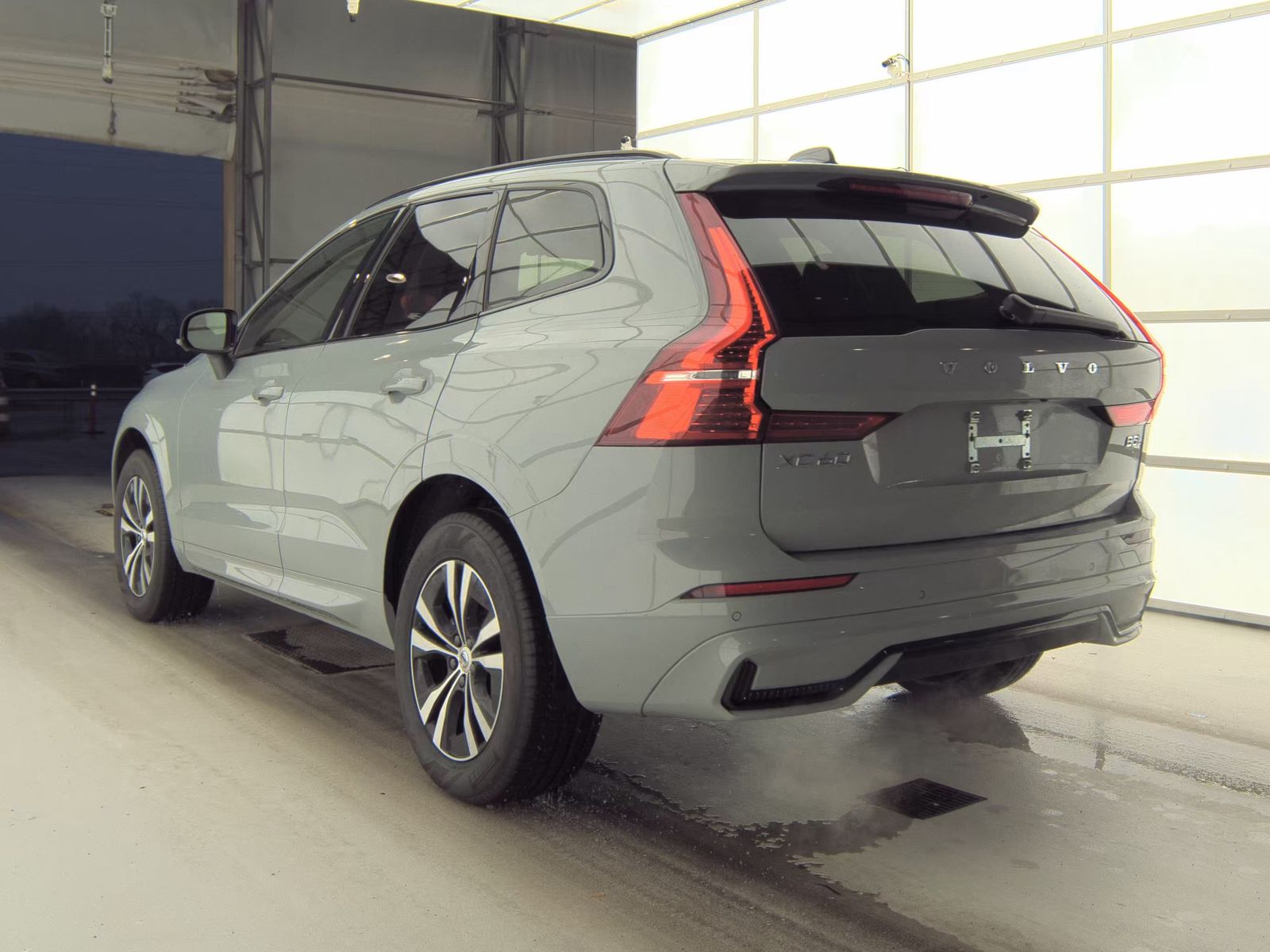 2024 Volvo XC60 B5 Core AWD