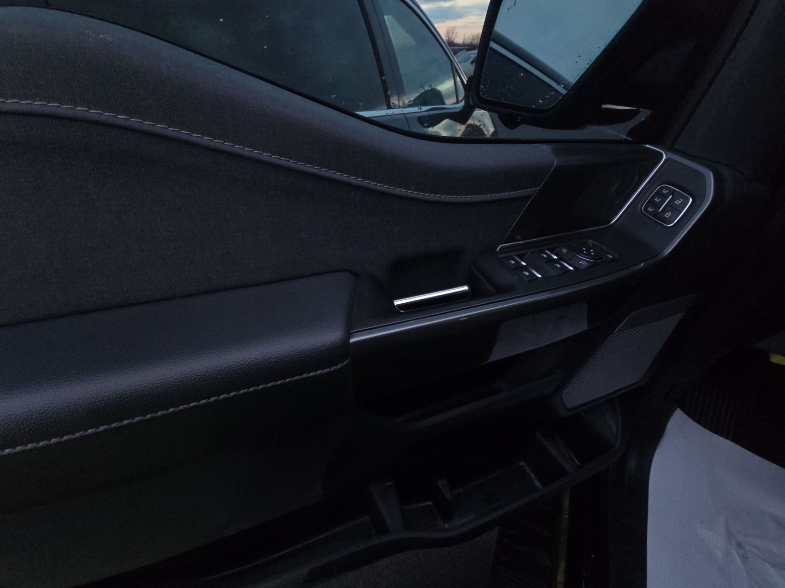 2023 Ford F-150 Hybrid Lariat AWD