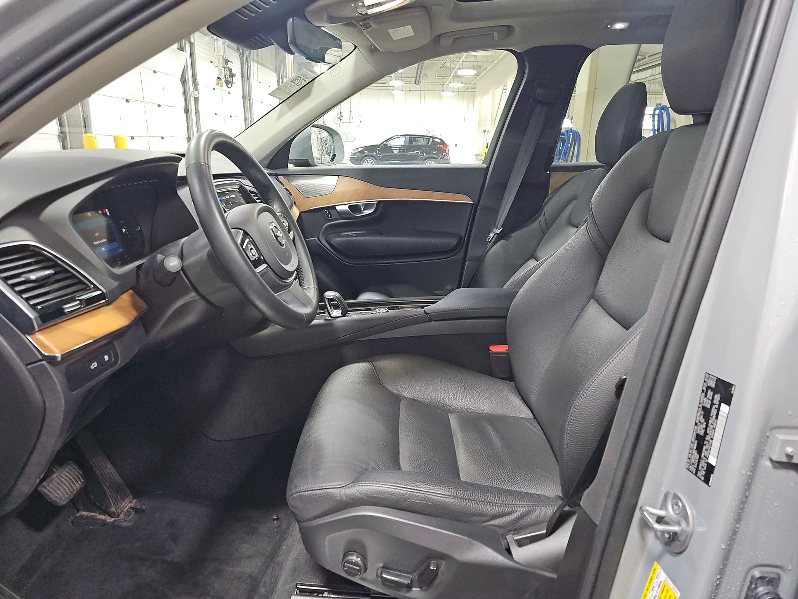 2024 Volvo XC90 Recharge T8 Plus AWD