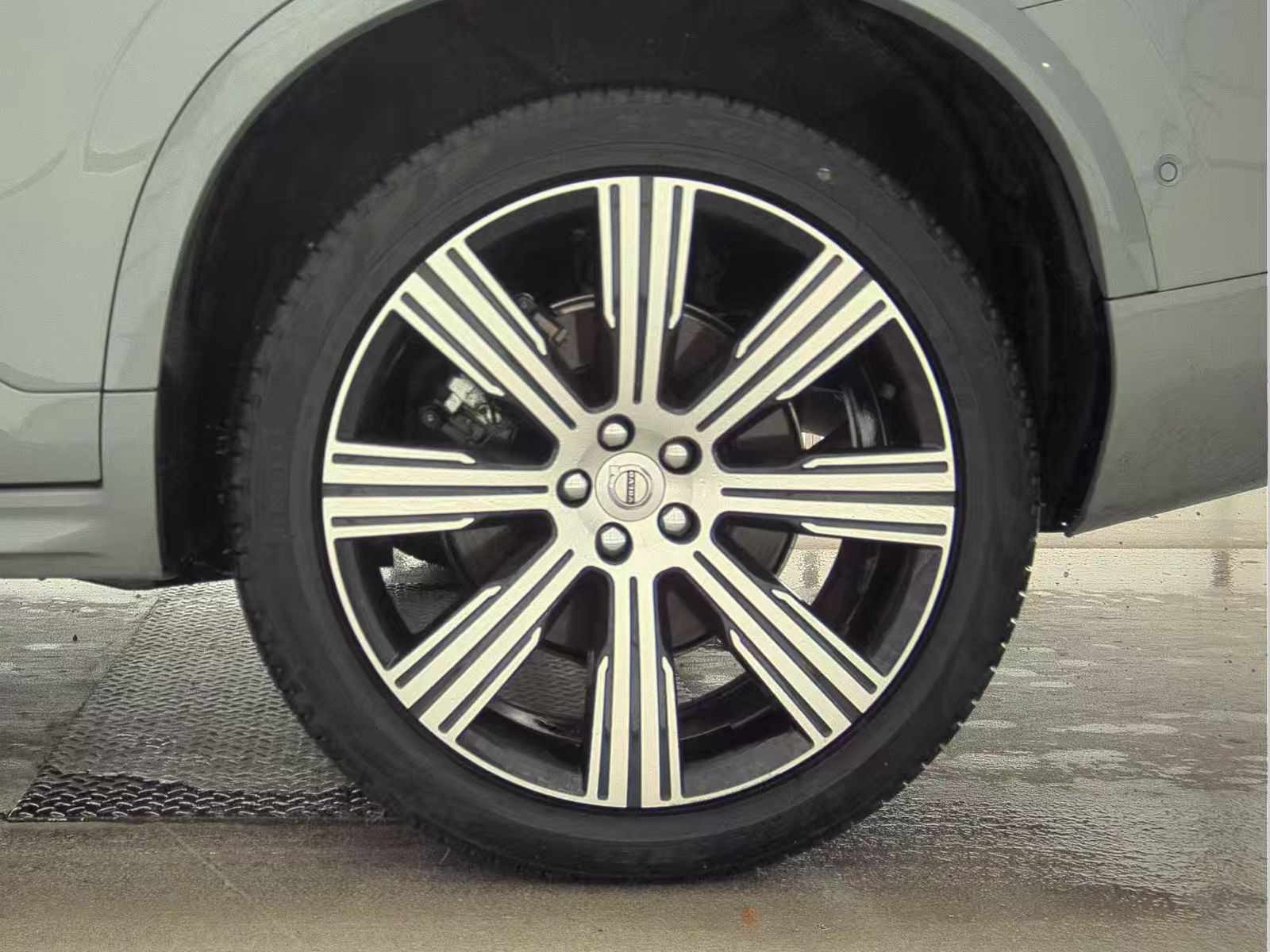 2024 Volvo XC90 Recharge T8 Plus AWD