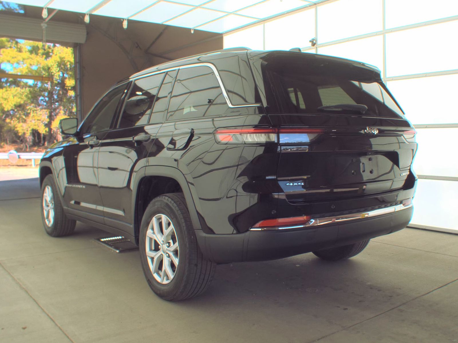 2022 Jeep Grand Cherokee Limited AWD