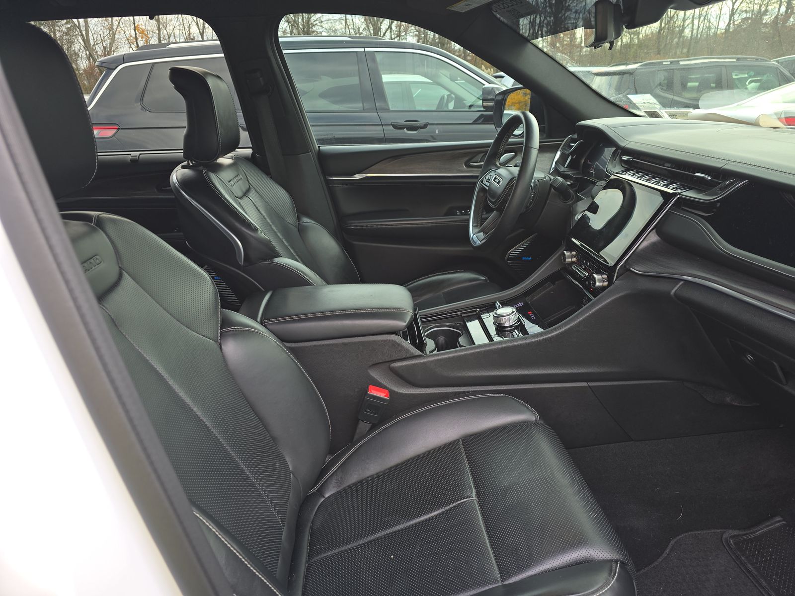 2022 Jeep Grand Cherokee Overland AWD