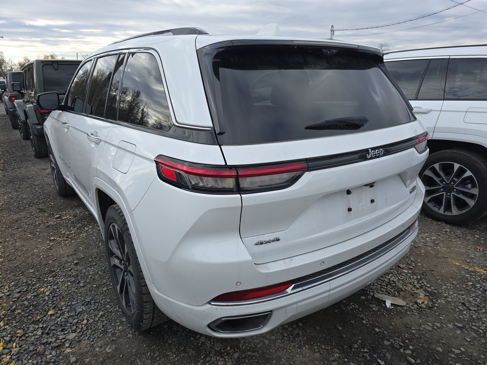 2022 Jeep Grand Cherokee Overland AWD
