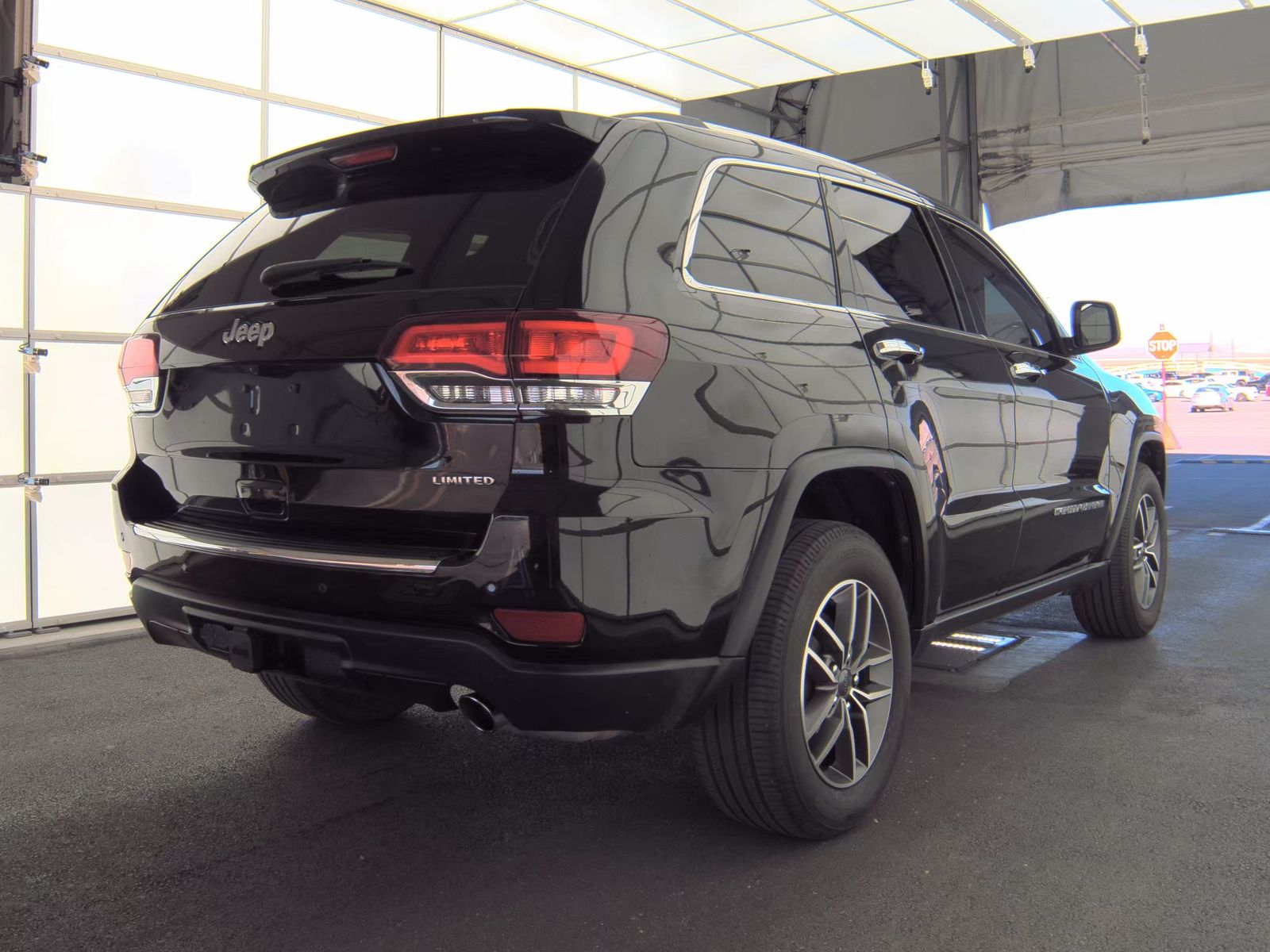 2022 Jeep Grand Cherokee Limited RWD