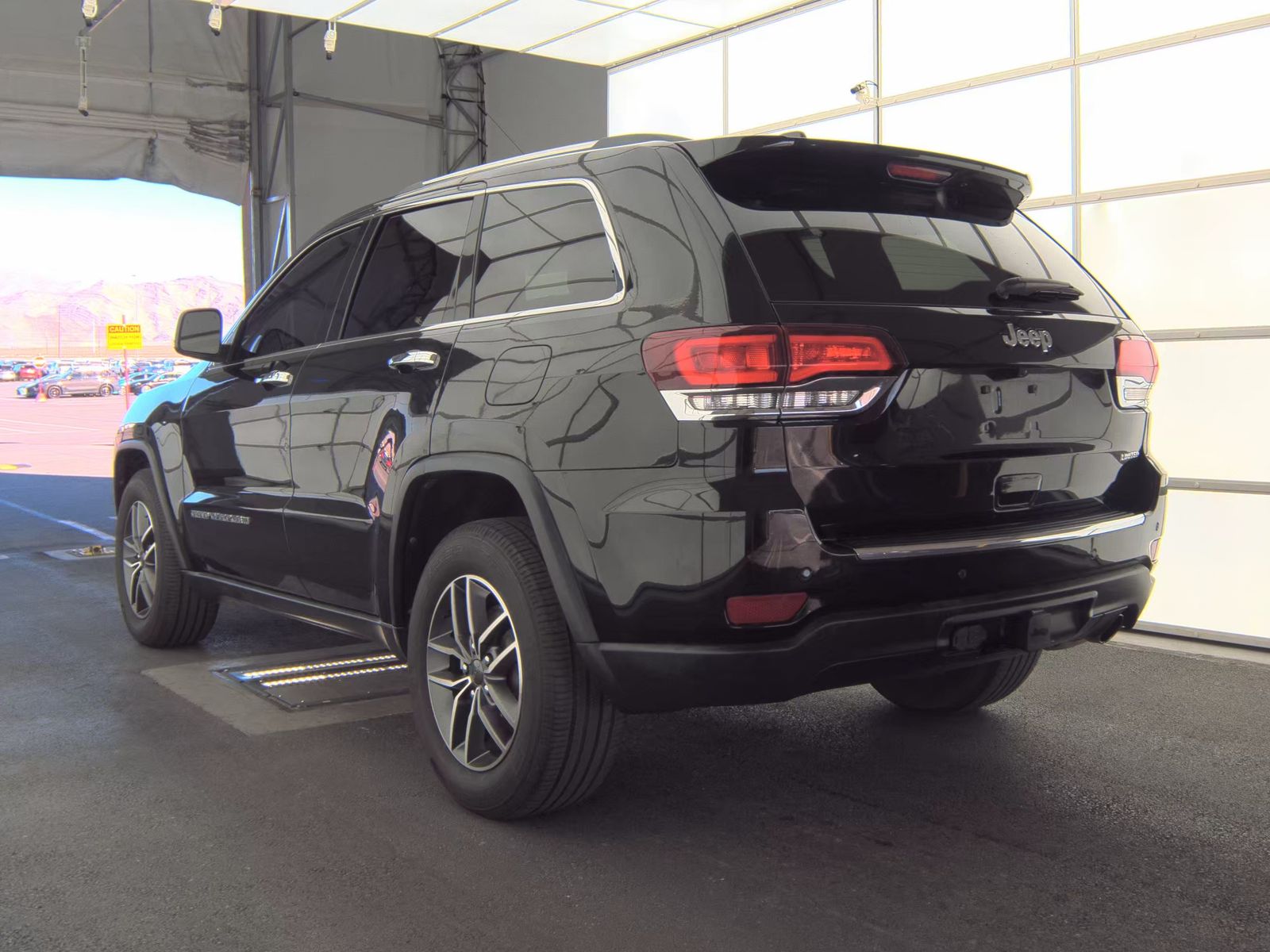 2022 Jeep Grand Cherokee Limited RWD