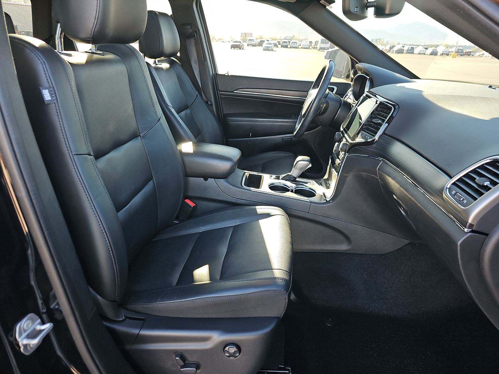 2022 Jeep Grand Cherokee Limited RWD