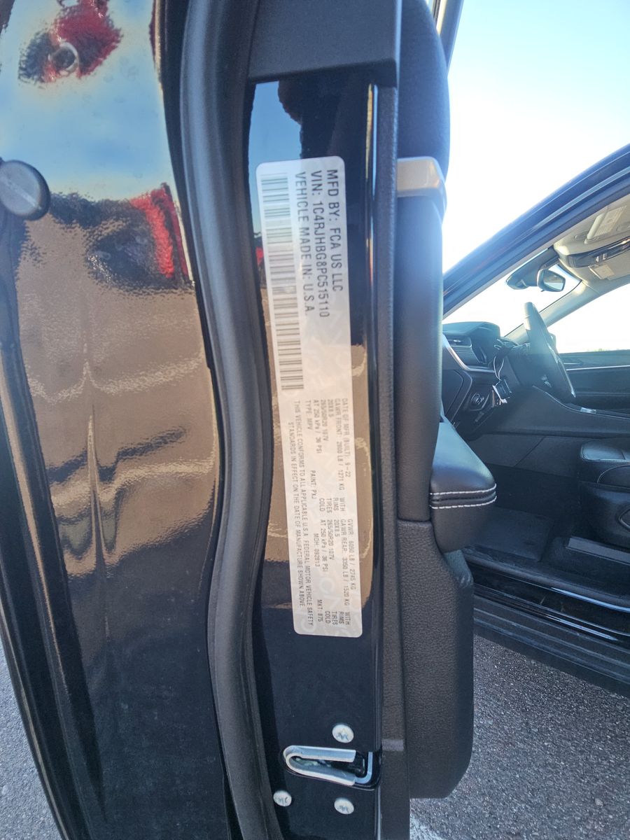 2023 Jeep Grand Cherokee Limited AWD