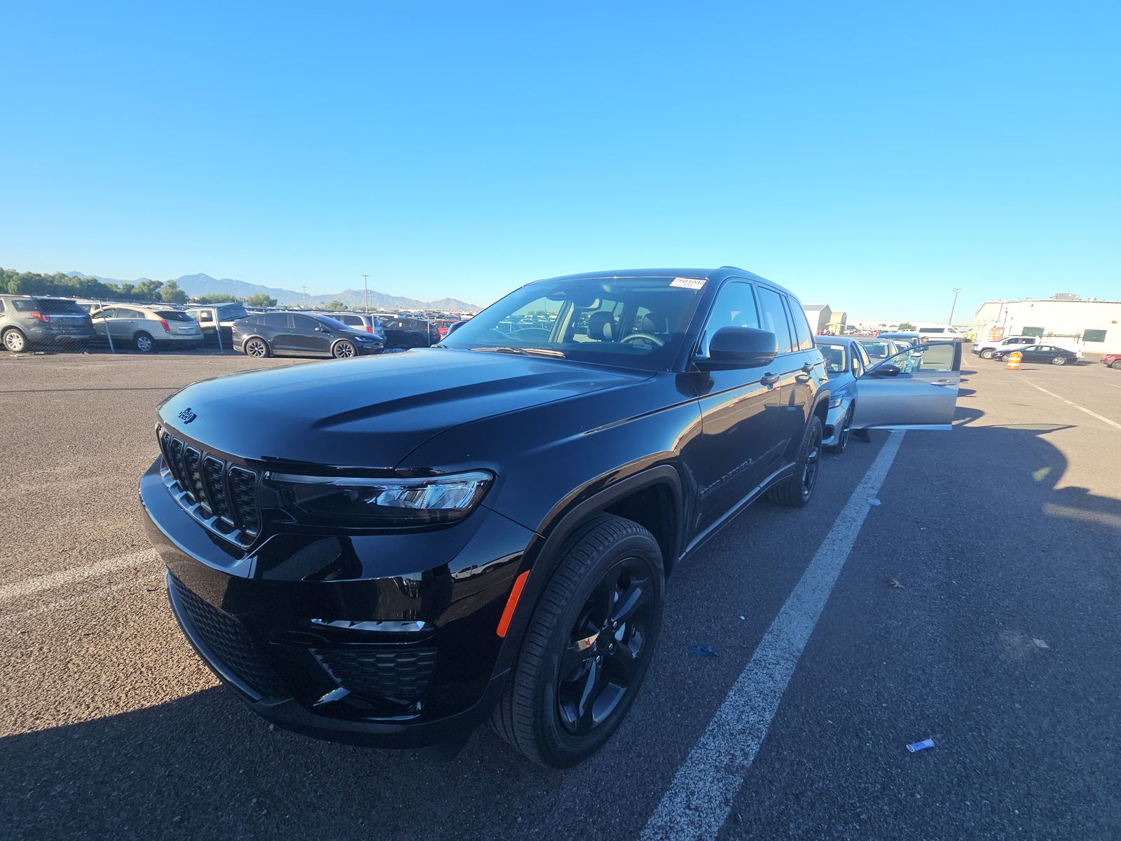 2023 Jeep Grand Cherokee Limited AWD