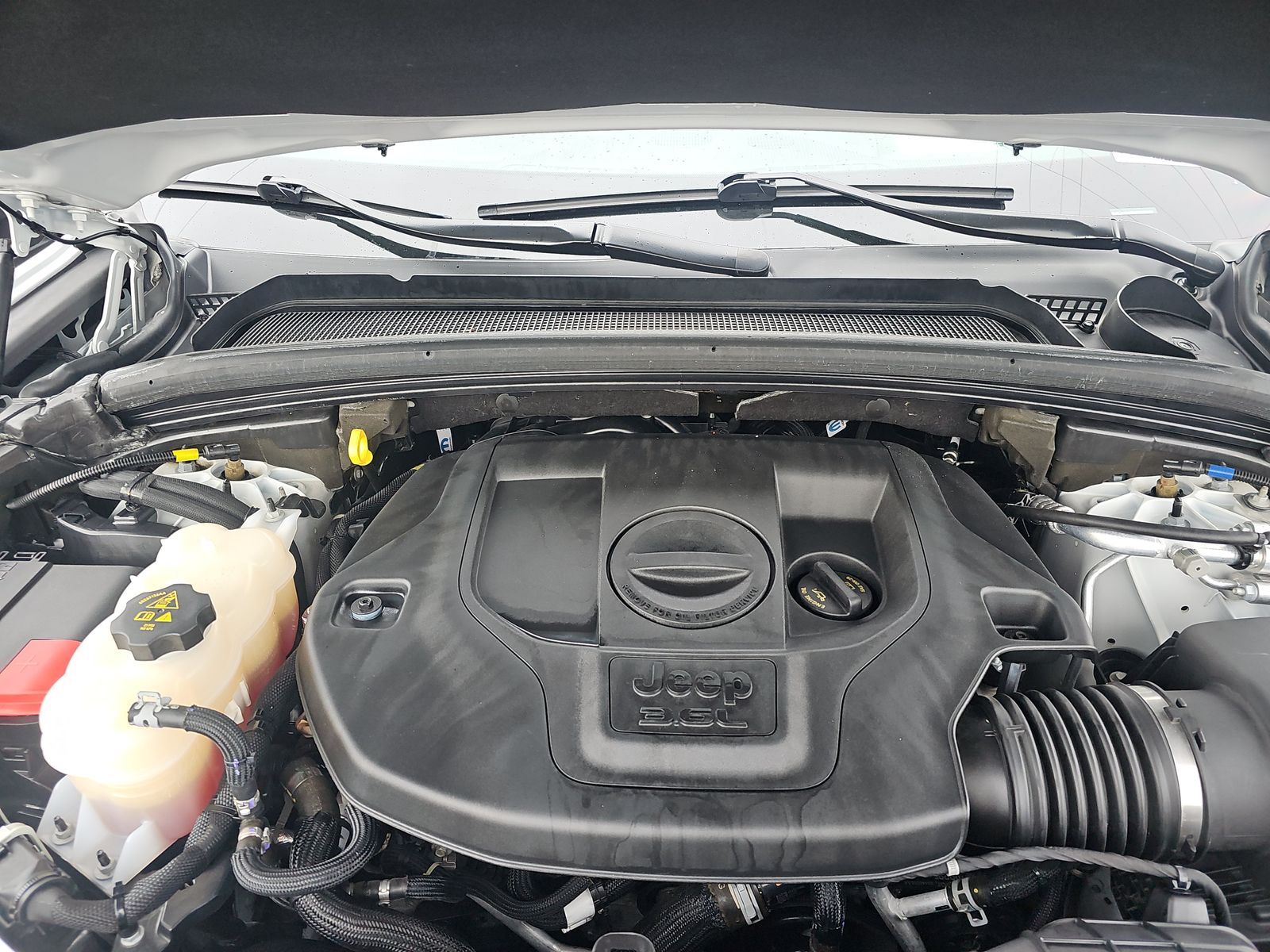 2022 Jeep Grand Cherokee Overland AWD