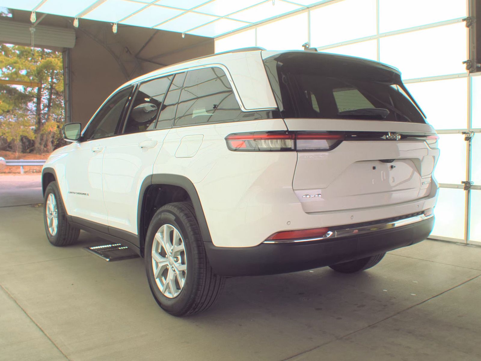 2023 Jeep Grand Cherokee Limited AWD