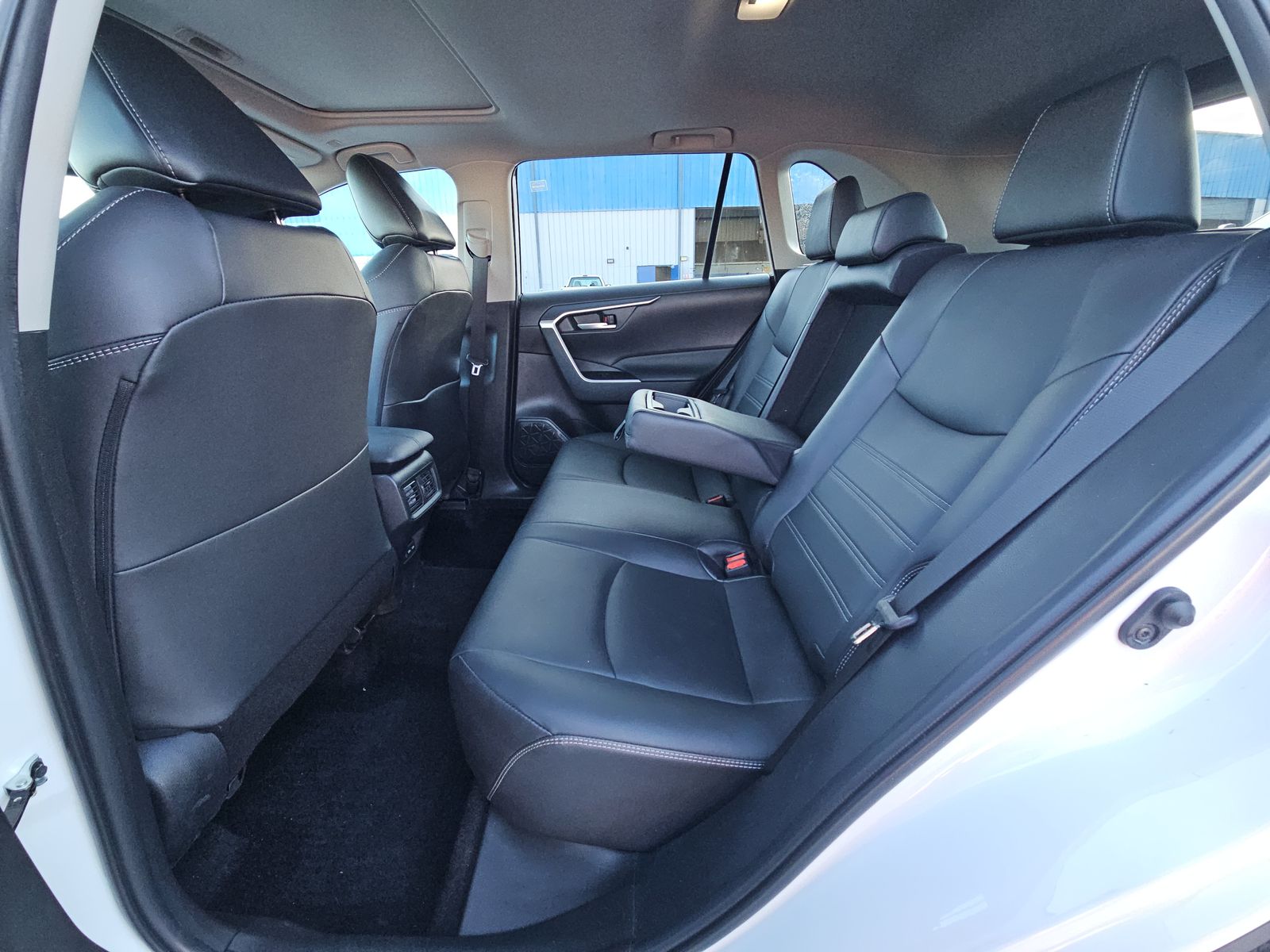 2025 Toyota RAV4 XLE Premium AWD