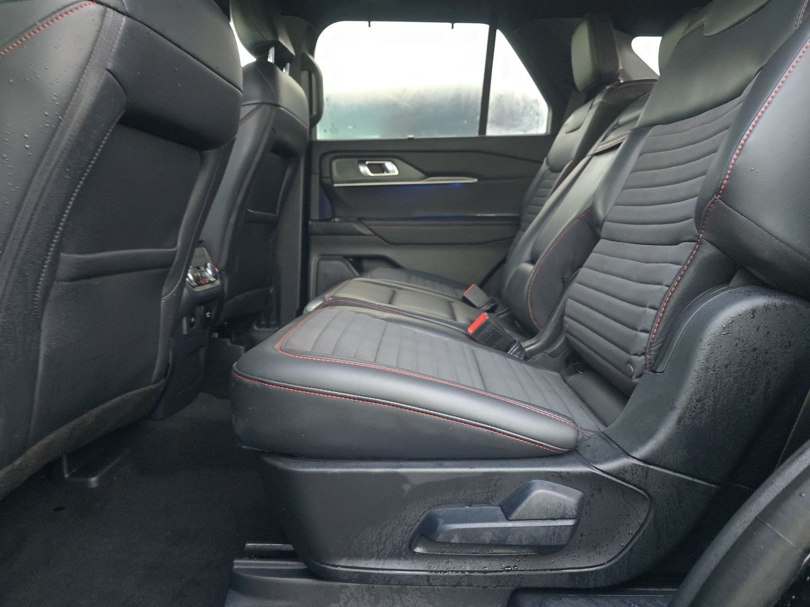 2025 Ford Explorer ST-Line AWD