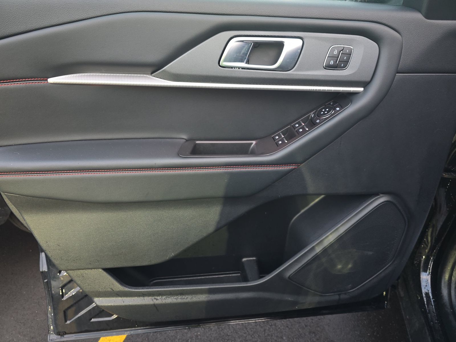 2025 Ford Explorer ST-Line AWD