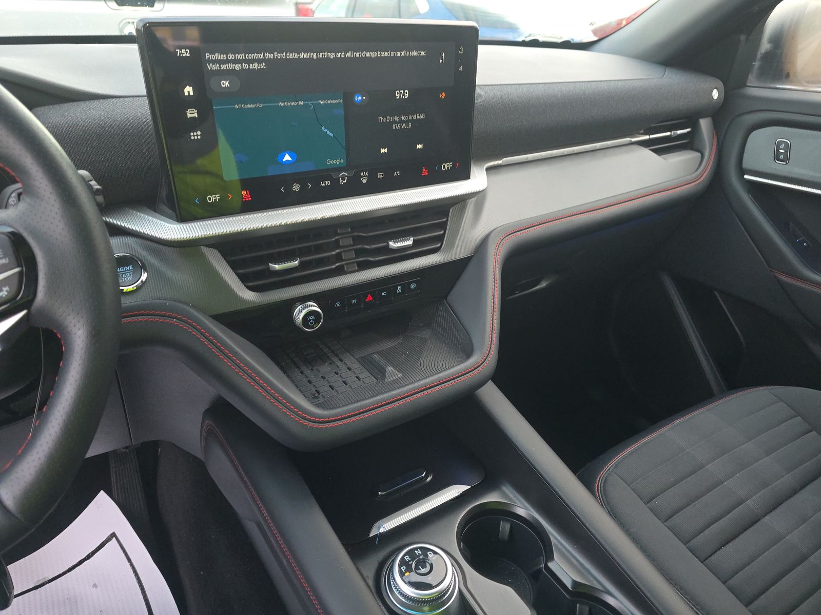 2025 Ford Explorer ST-Line AWD