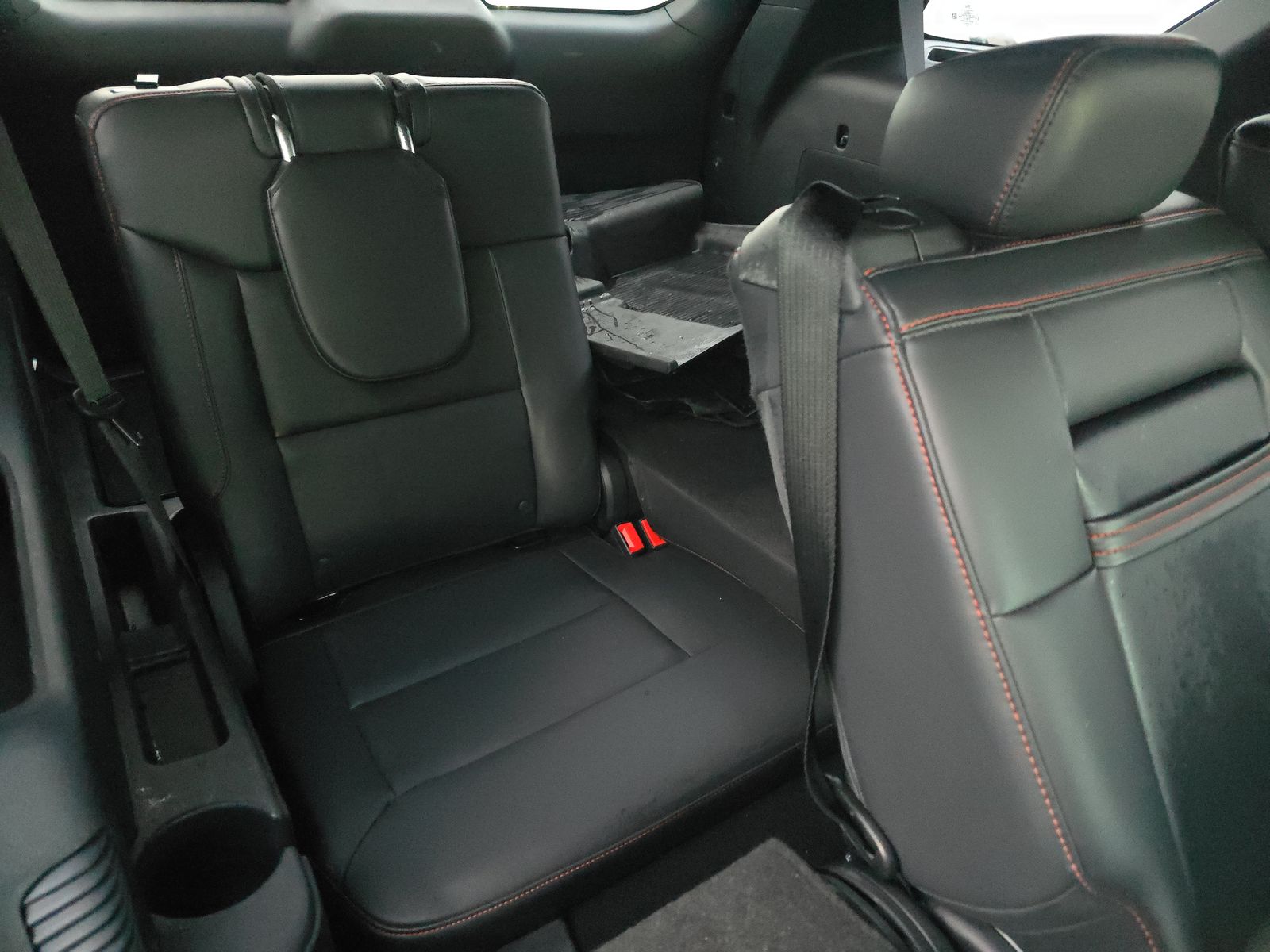 2025 Ford Explorer ST-Line AWD