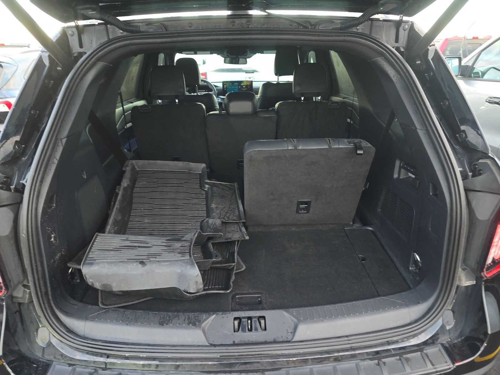 2025 Ford Explorer ST-Line AWD