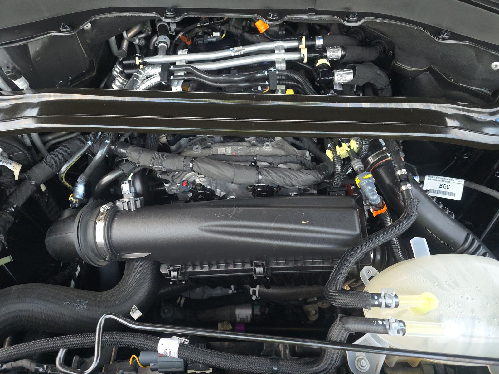 2025 Ford Explorer ST-Line AWD