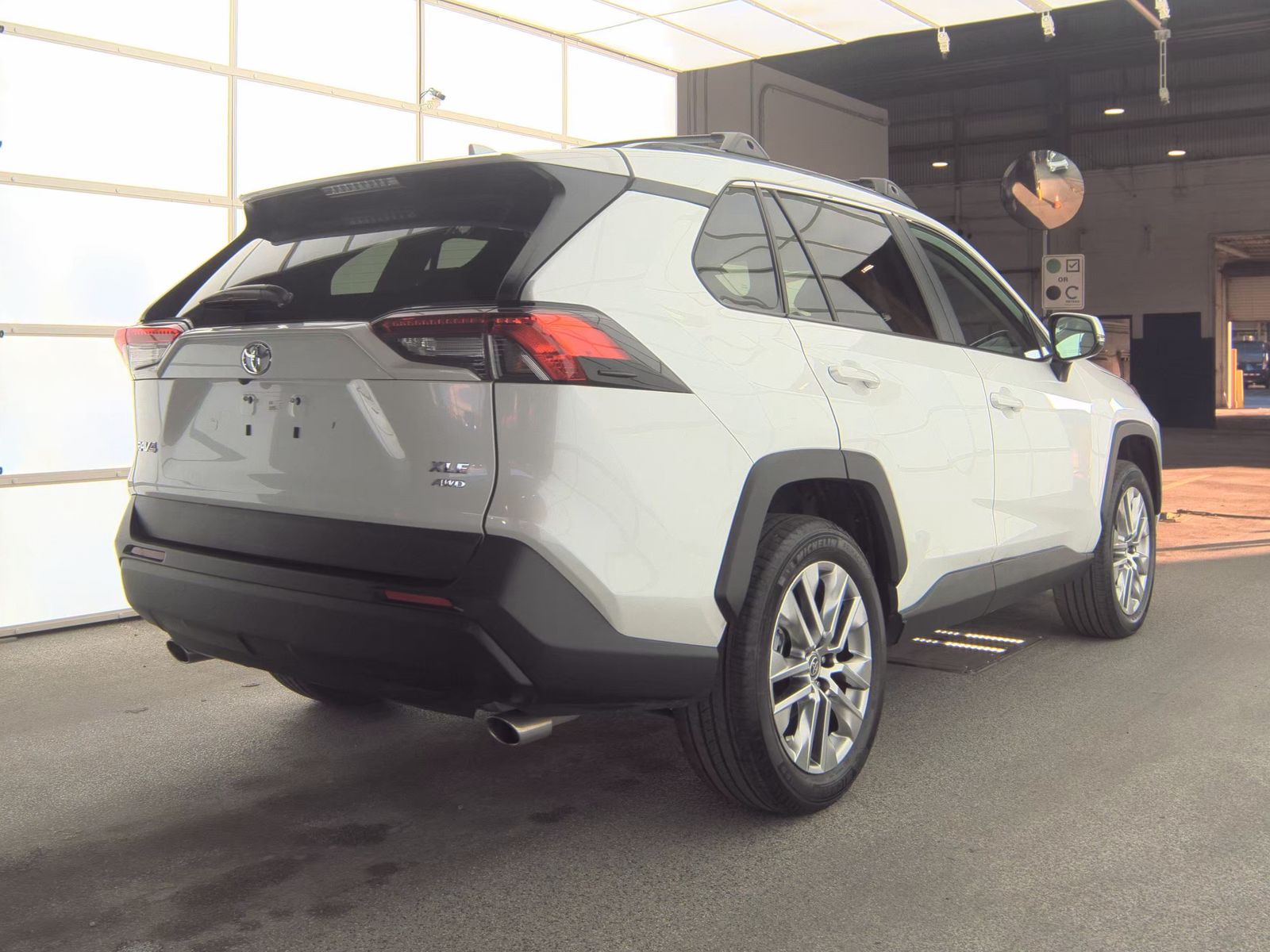 2025 Toyota RAV4 XLE Premium AWD