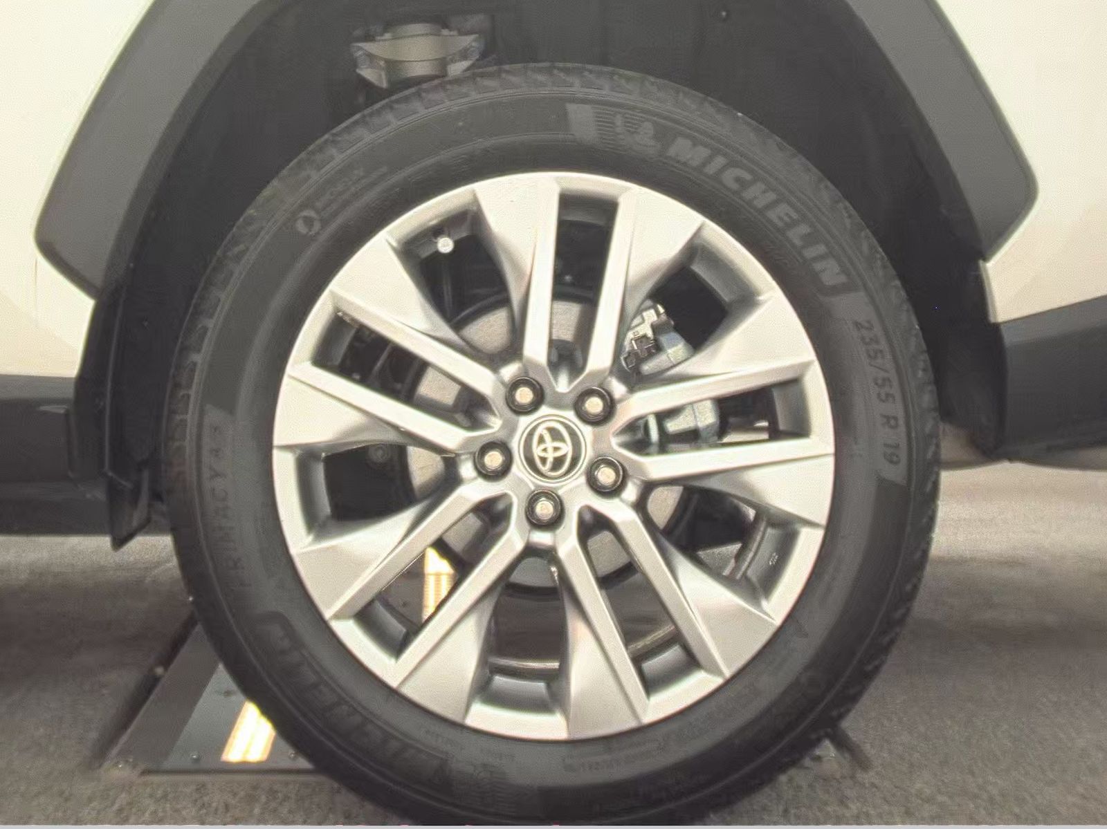 2025 Toyota RAV4 XLE Premium AWD