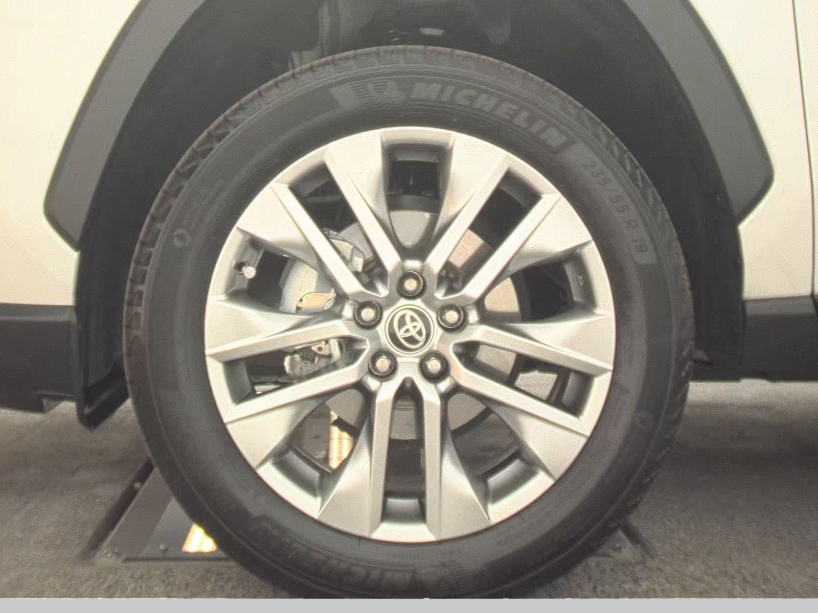 2025 Toyota RAV4 XLE Premium AWD