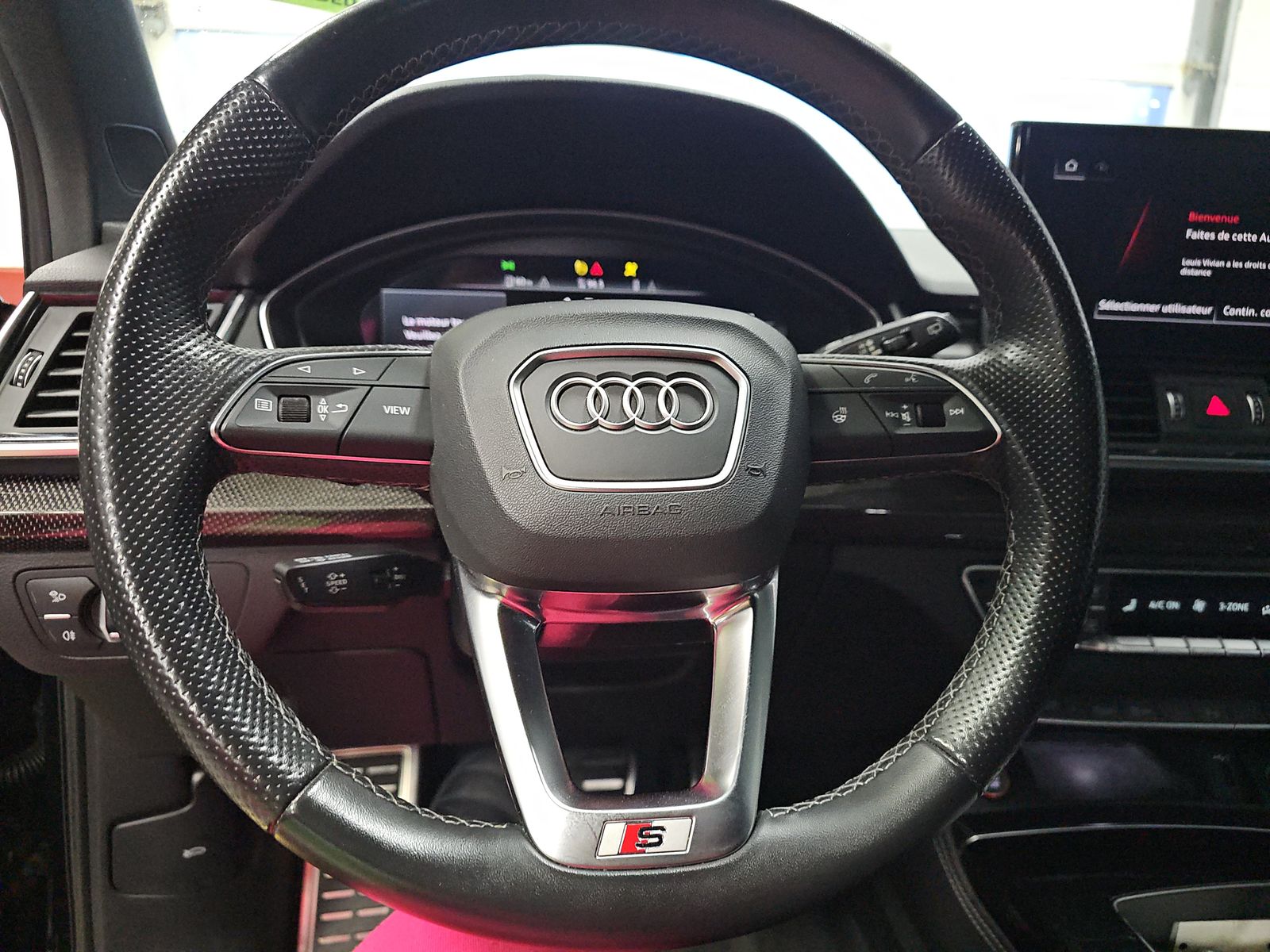 2022 Audi SQ5 Prestige AWD