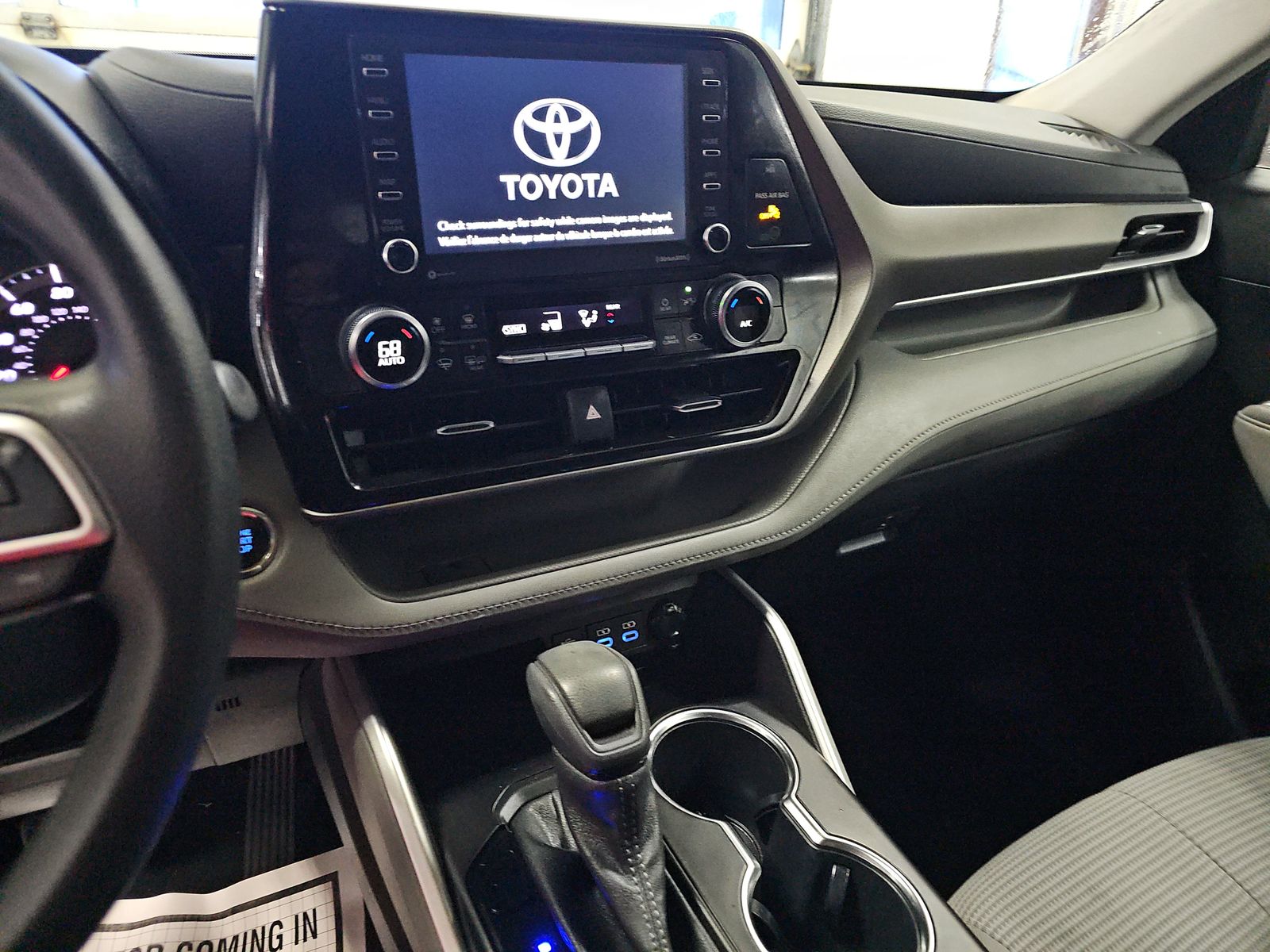 2022 Toyota Highlander L AWD