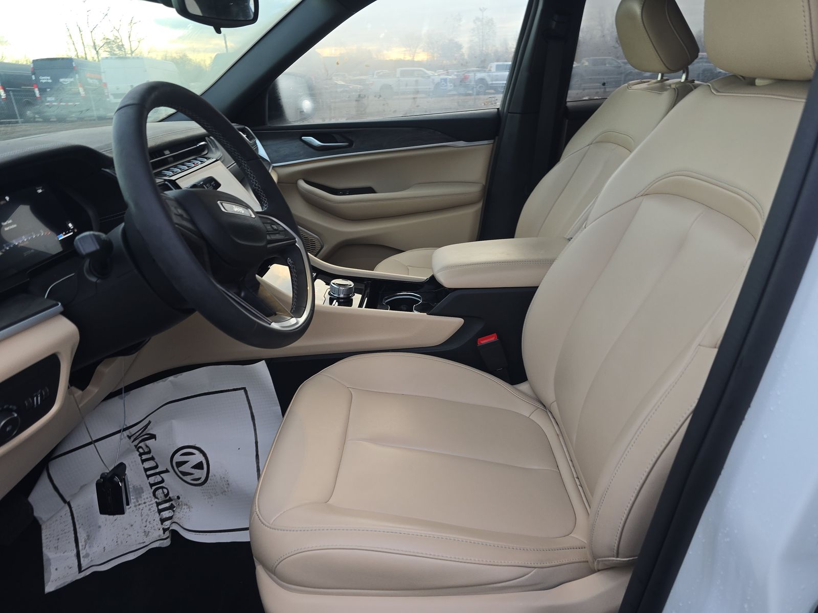 2023 Jeep Grand Cherokee Limited AWD