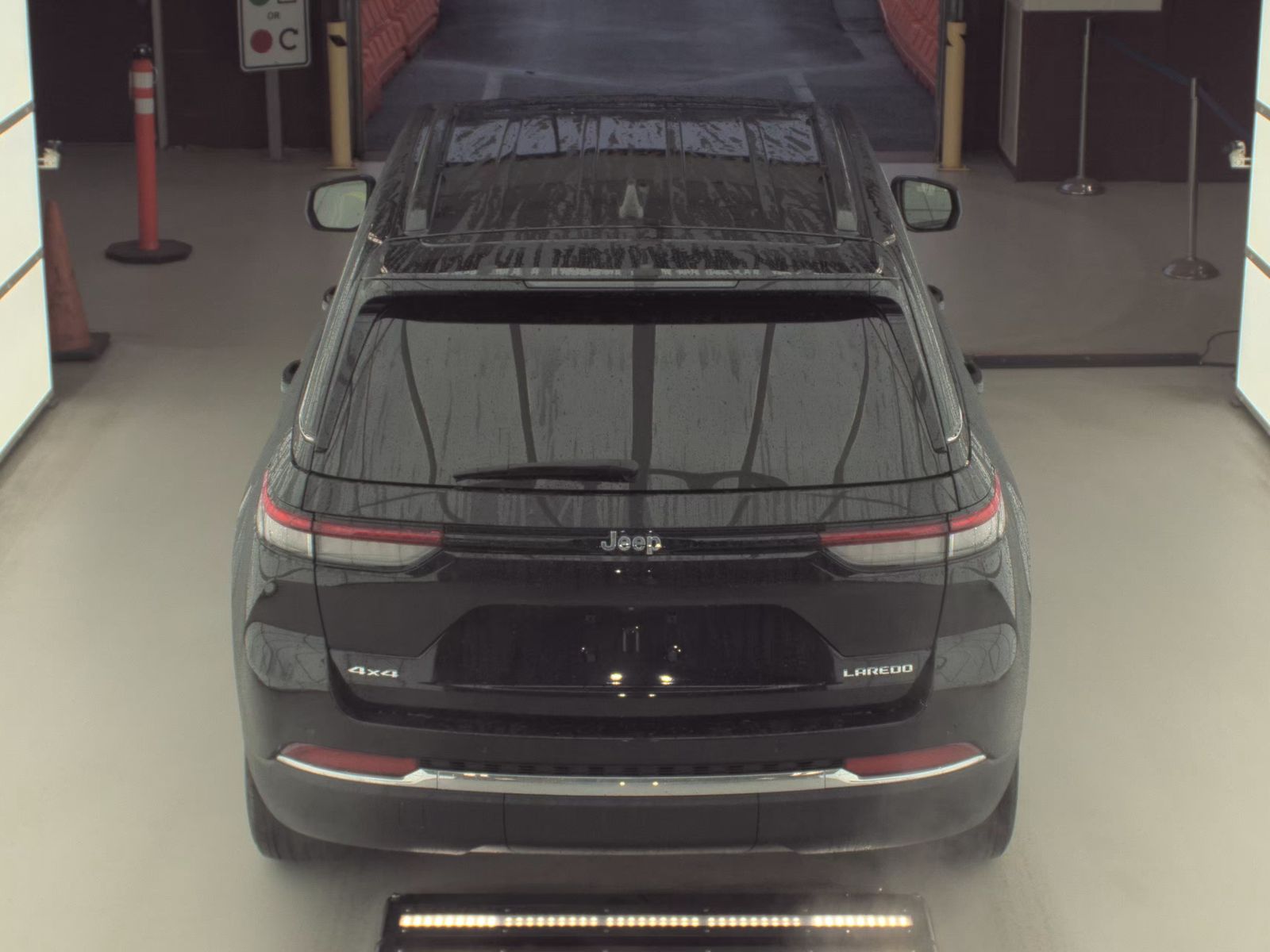 2023 Jeep Grand Cherokee Laredo X AWD