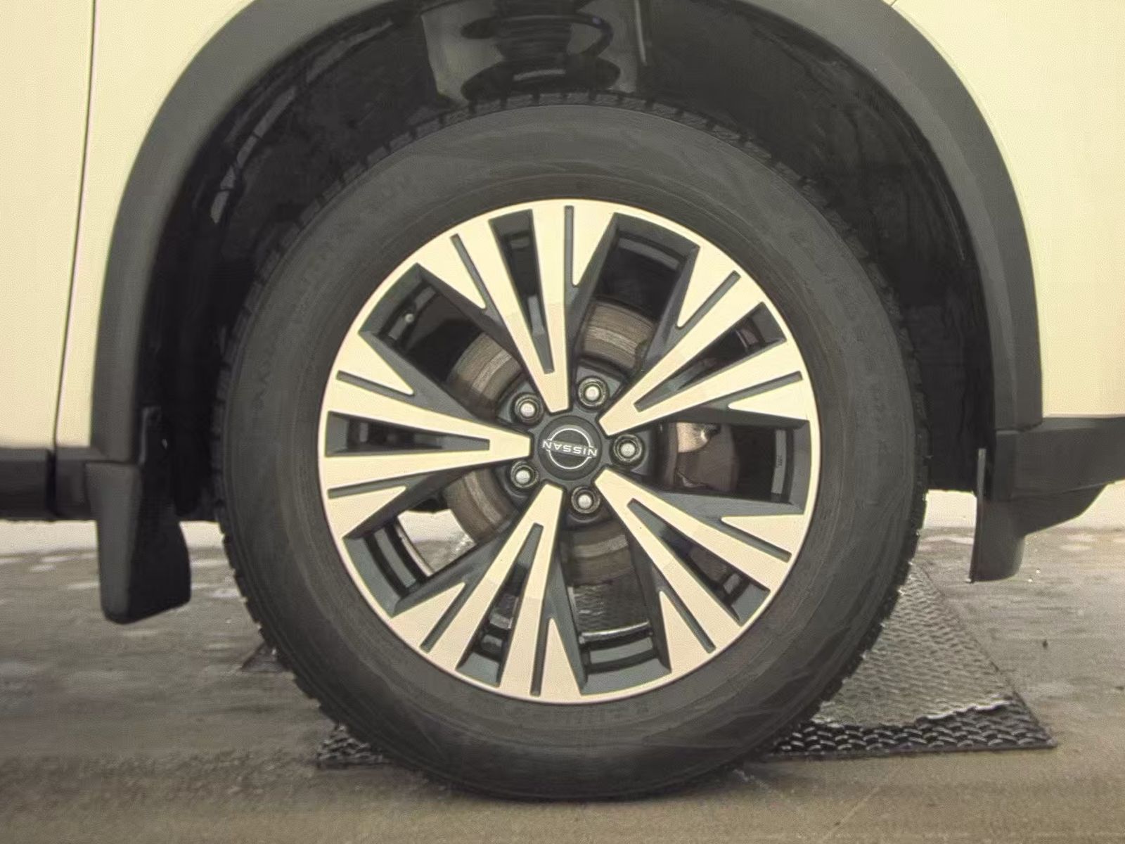 2023 Nissan Rogue SV AWD