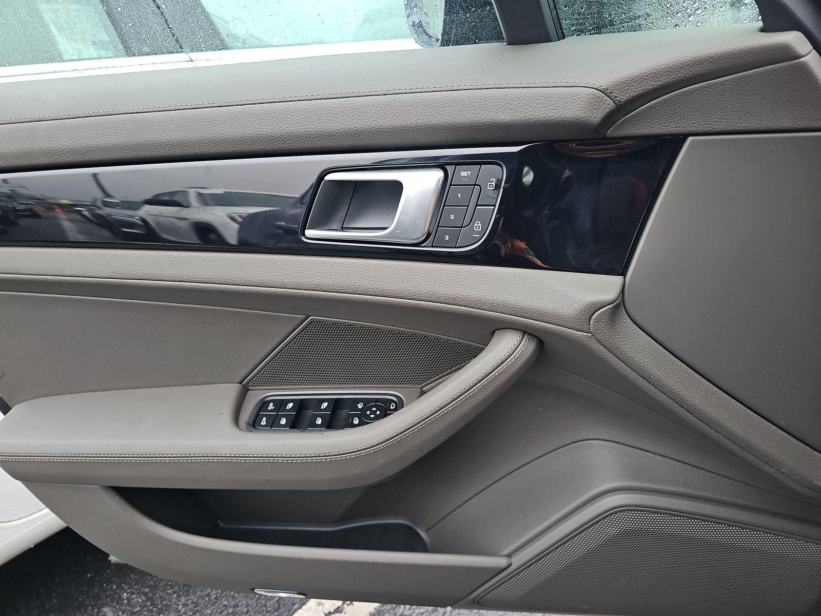 2023 Porsche Panamera Base RWD