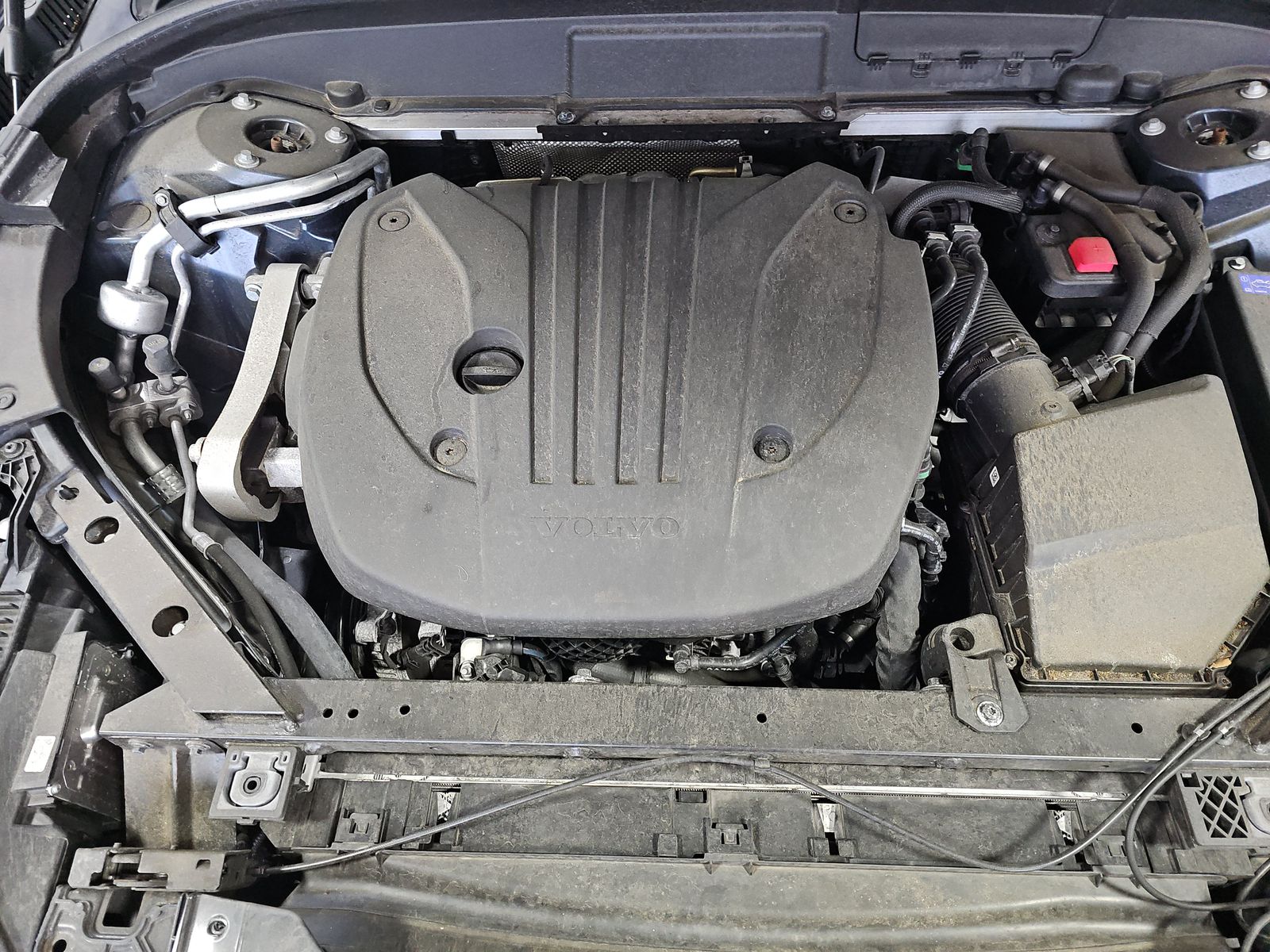 2024 Volvo XC60 B5 Plus AWD