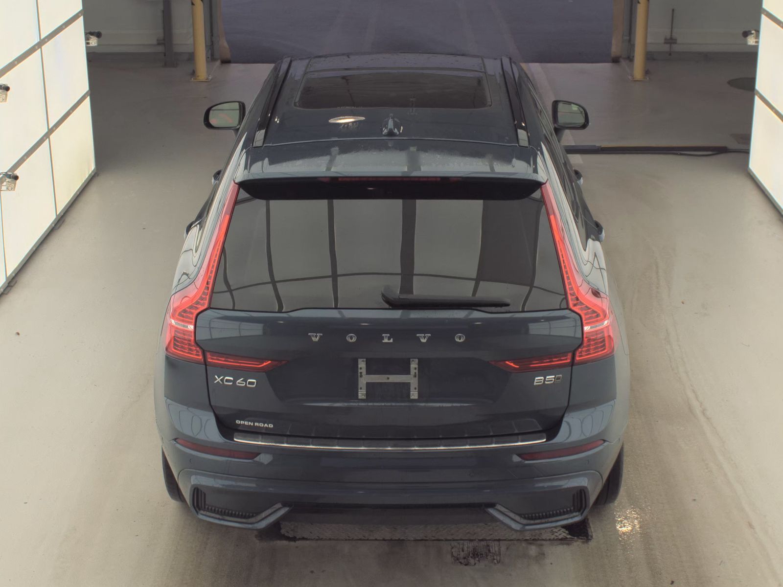 2024 Volvo XC60 B5 Plus AWD