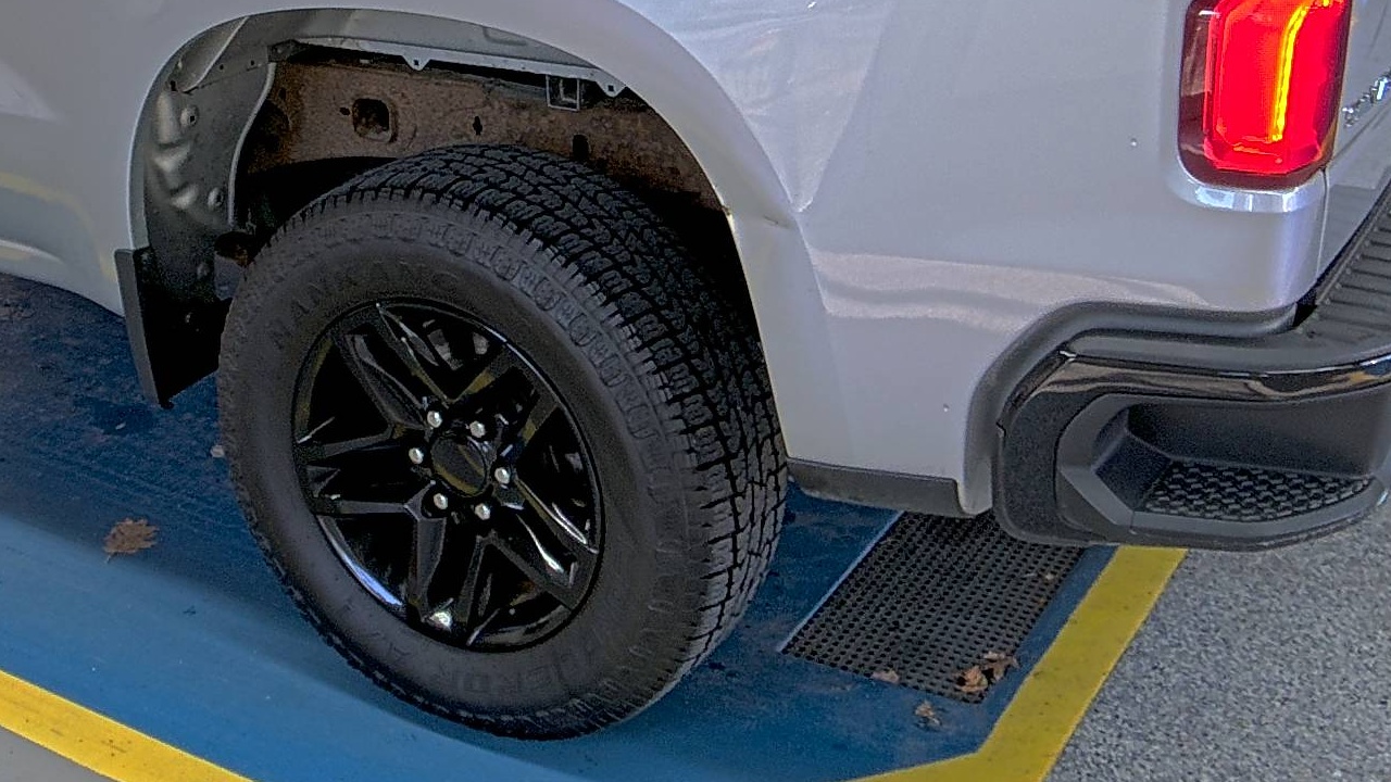 2019 Chevrolet Silverado 1500 Custom Trail Boss AWD