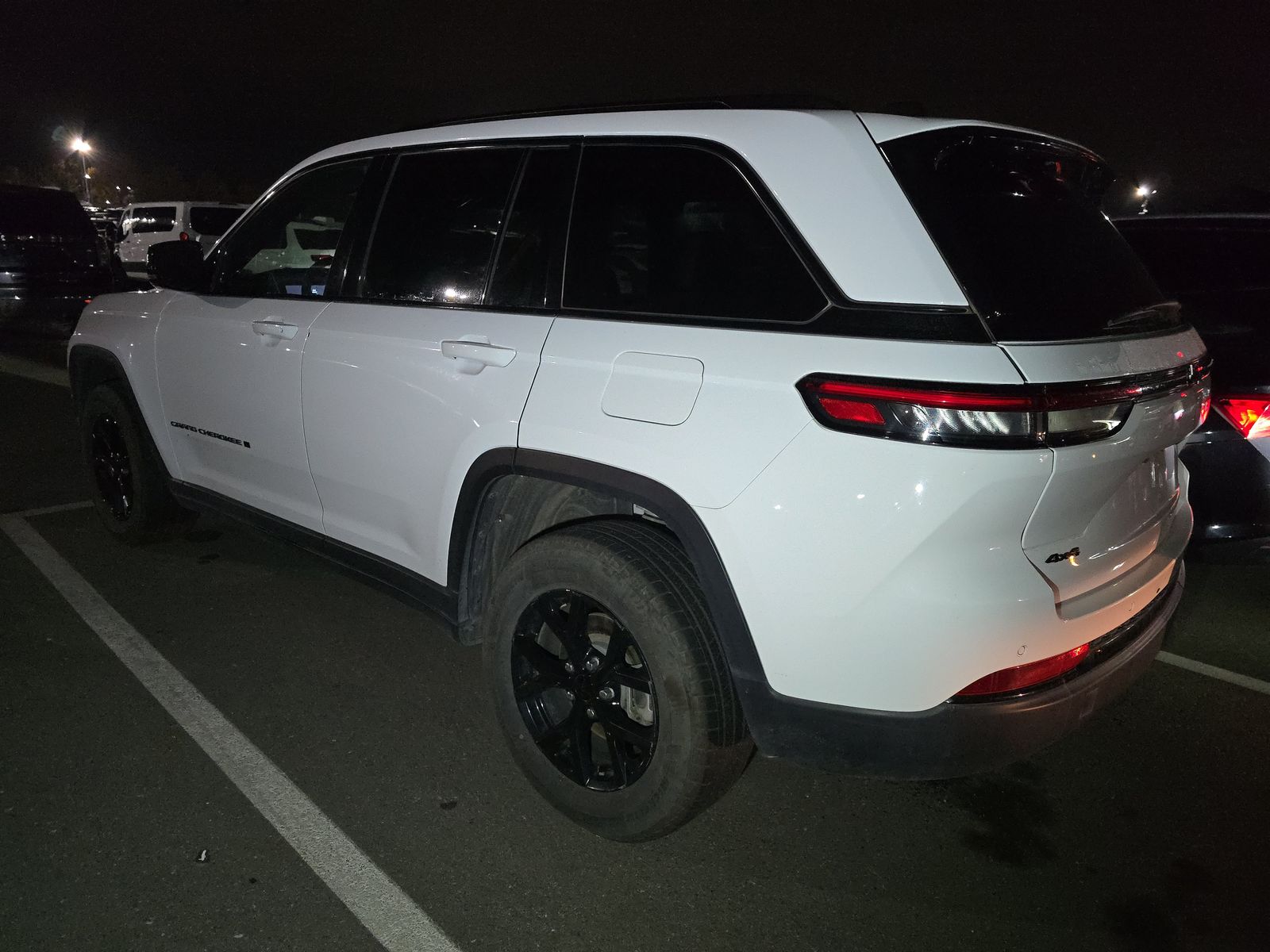2024 Jeep Grand Cherokee Altitude AWD