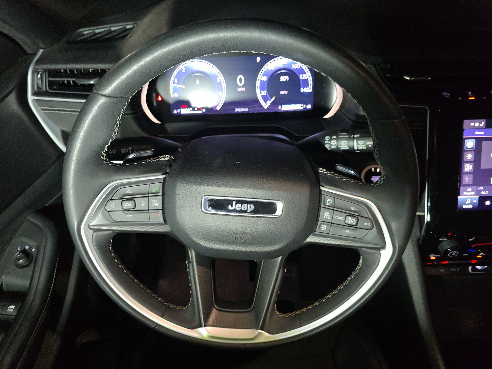 2024 Jeep Grand Cherokee Altitude AWD