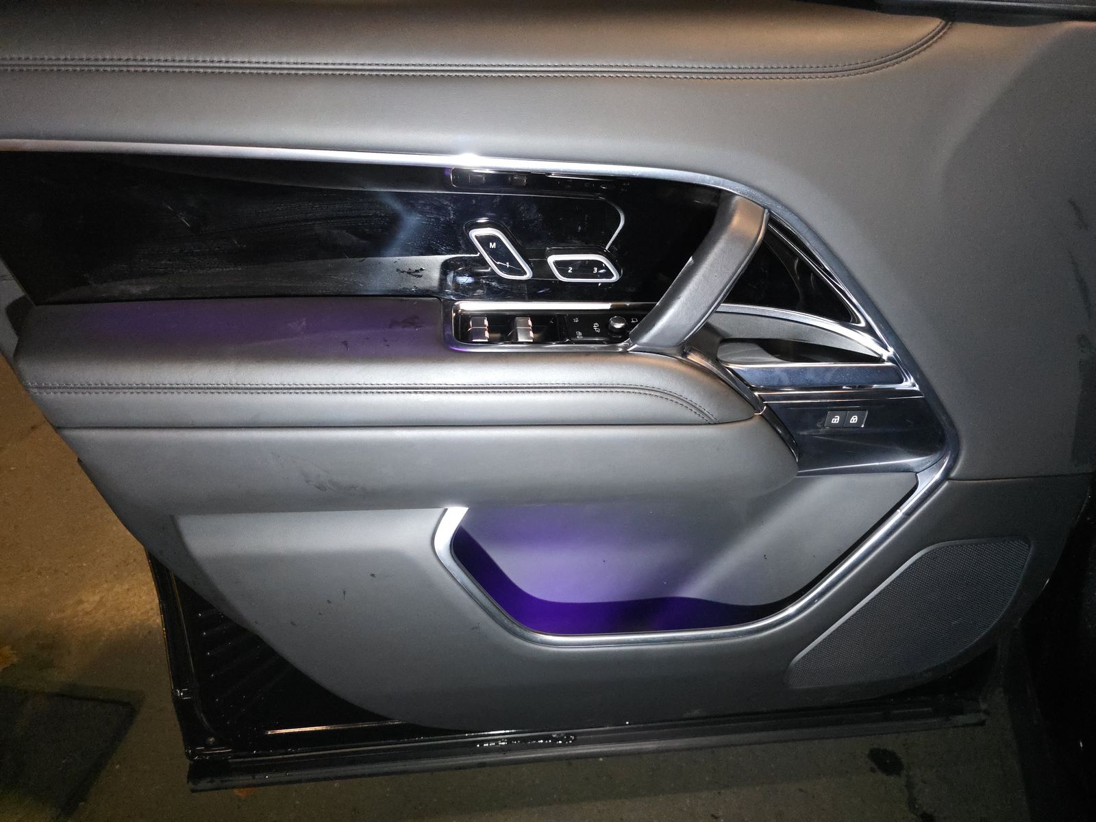 2023 Land Rover Range Rover SE AWD