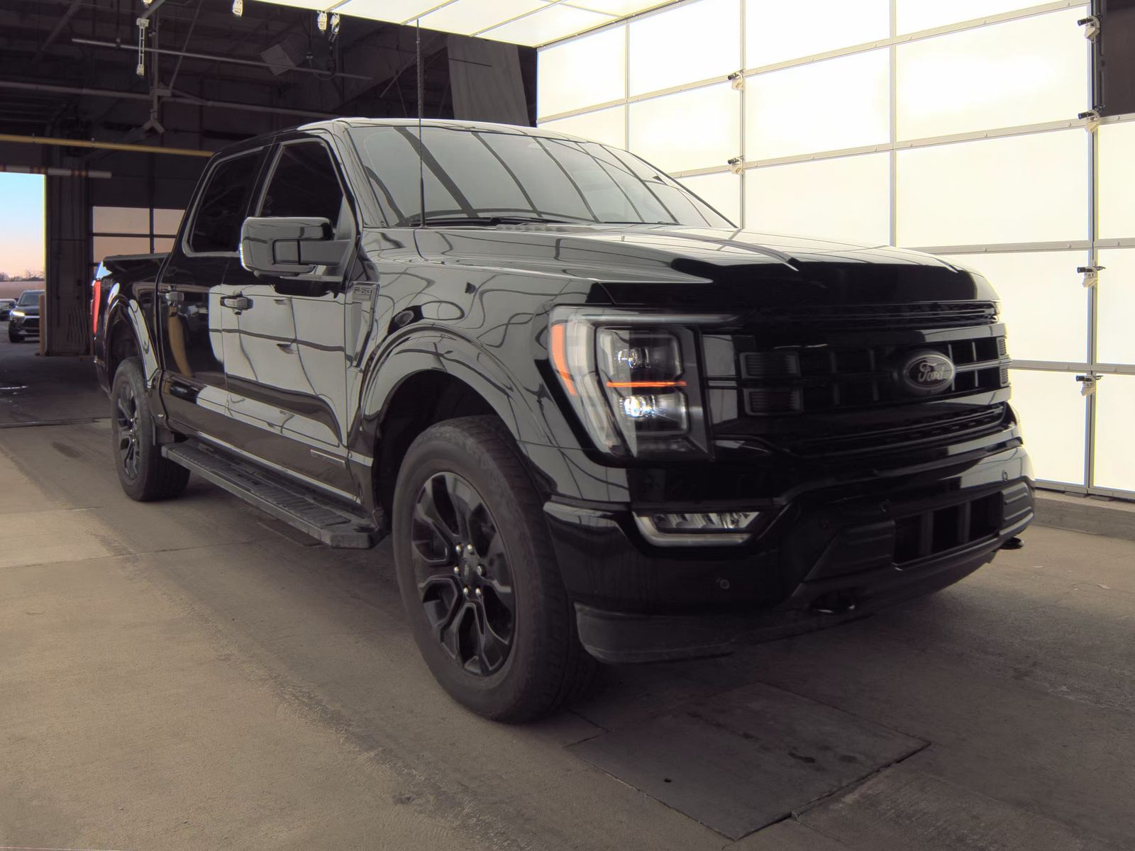 2023 Ford F-150 Hybrid Lariat AWD