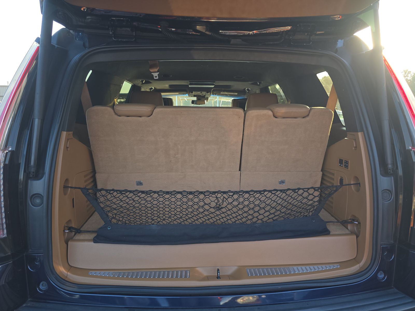 2017 Cadillac Escalade Platinum RWD