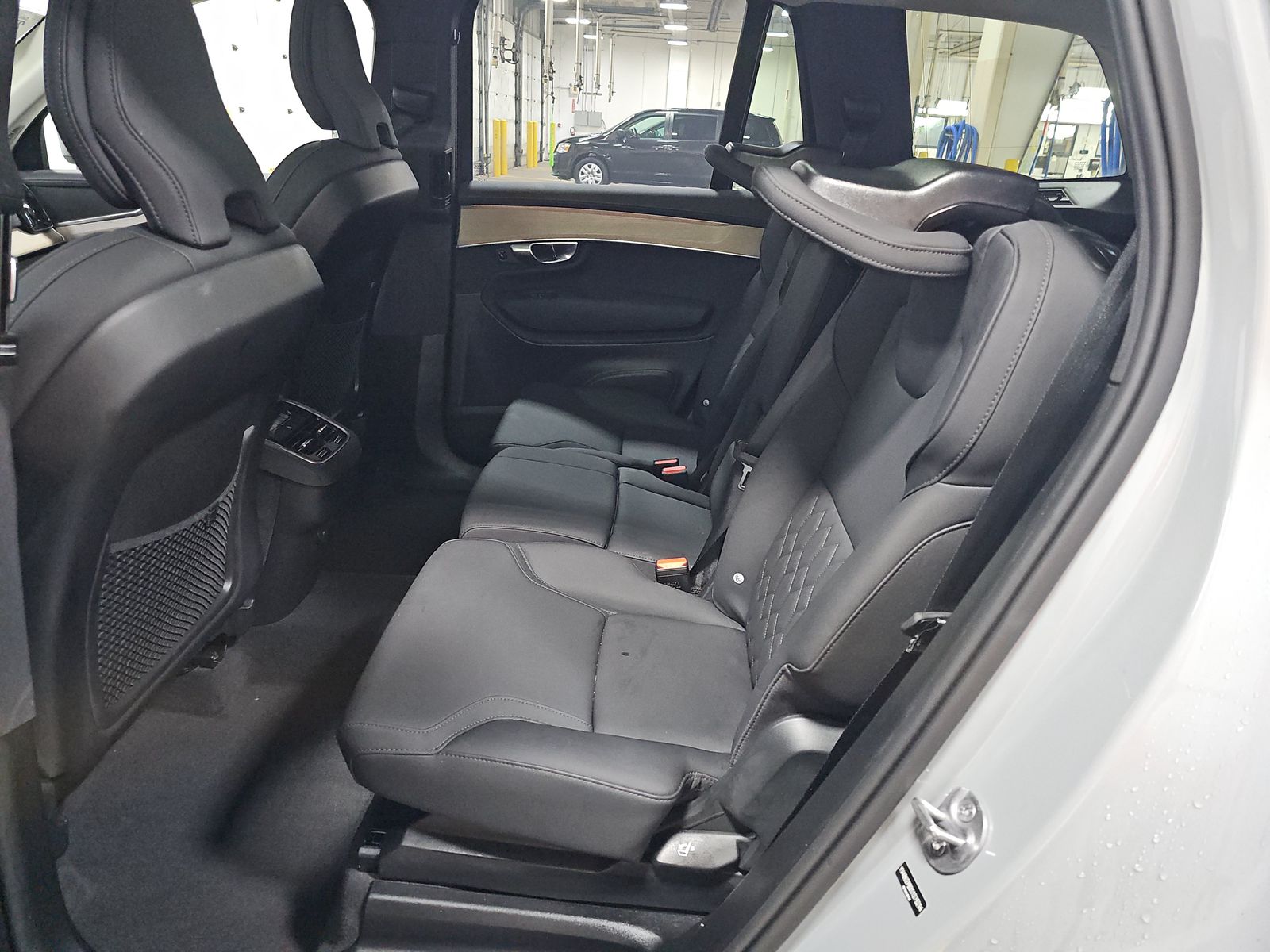 2025 Volvo XC90 B6 Plus AWD