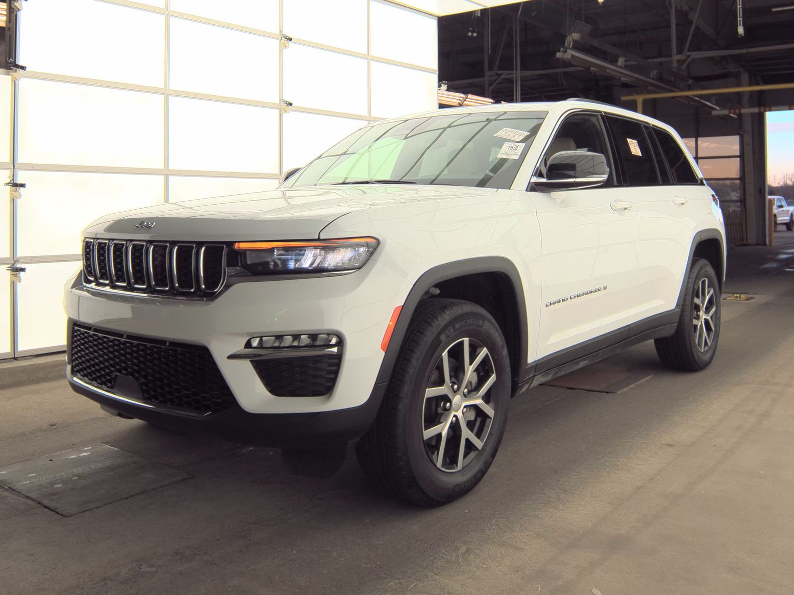 2023 Jeep Grand Cherokee Limited AWD