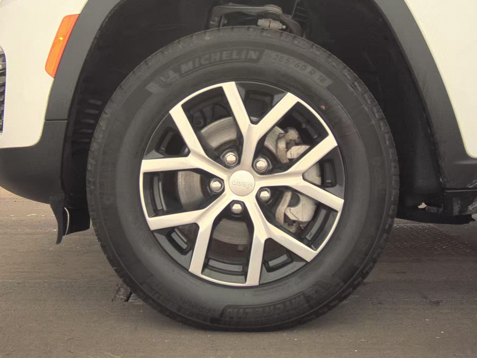 2023 Jeep Grand Cherokee Limited AWD