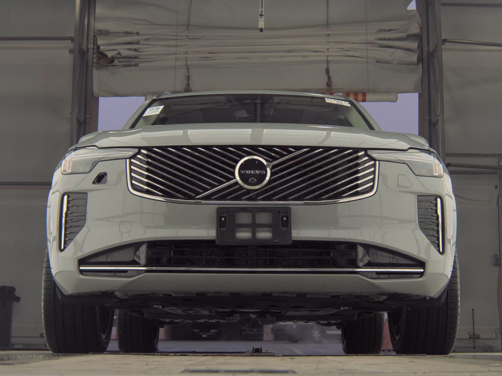 2025 Volvo XC90 B6 Plus AWD